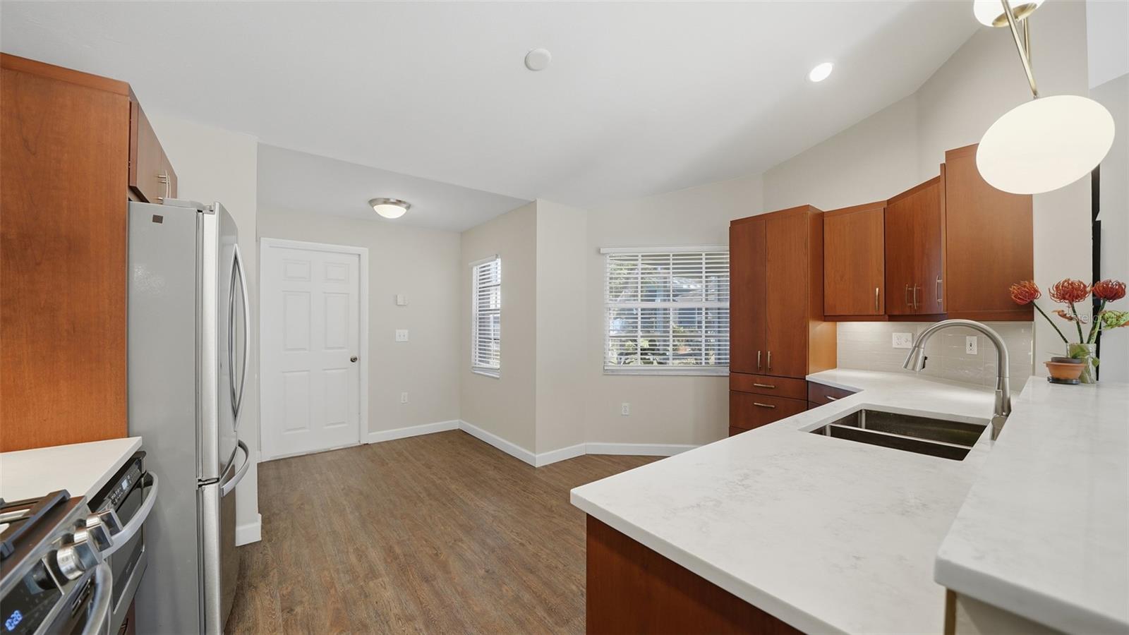 Image 18 of 48 For 4668 Hamlets Grove Drive