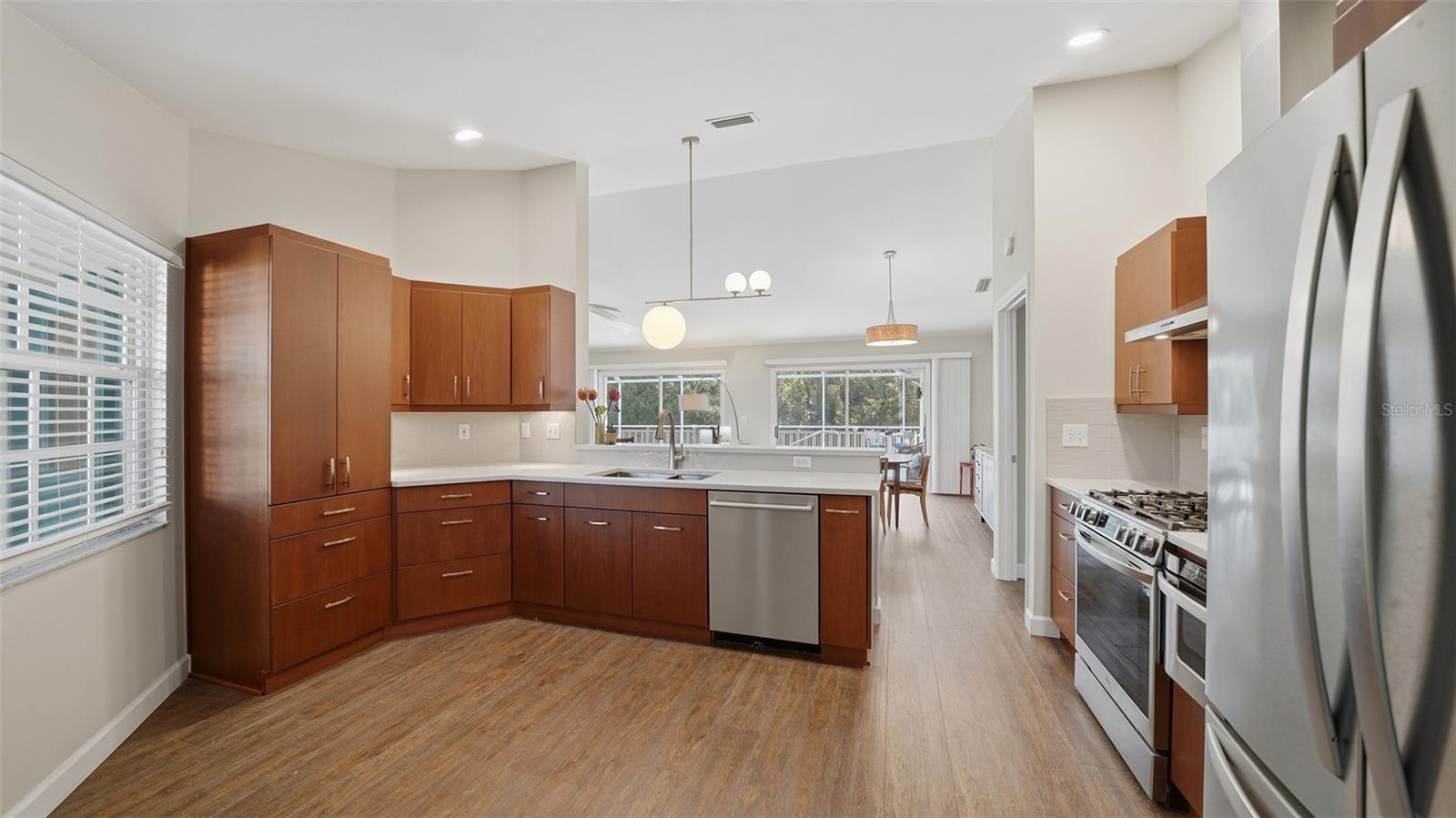 Image 19 of 48 For 4668 Hamlets Grove Drive