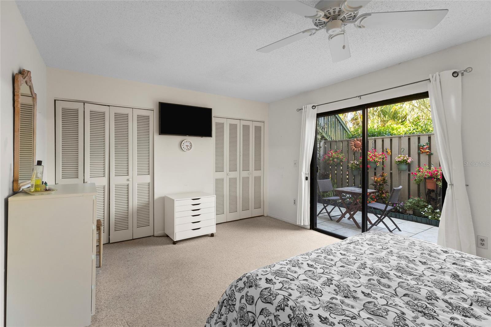 Image 11 of 30 For 1520 Pelican Point Drive 155