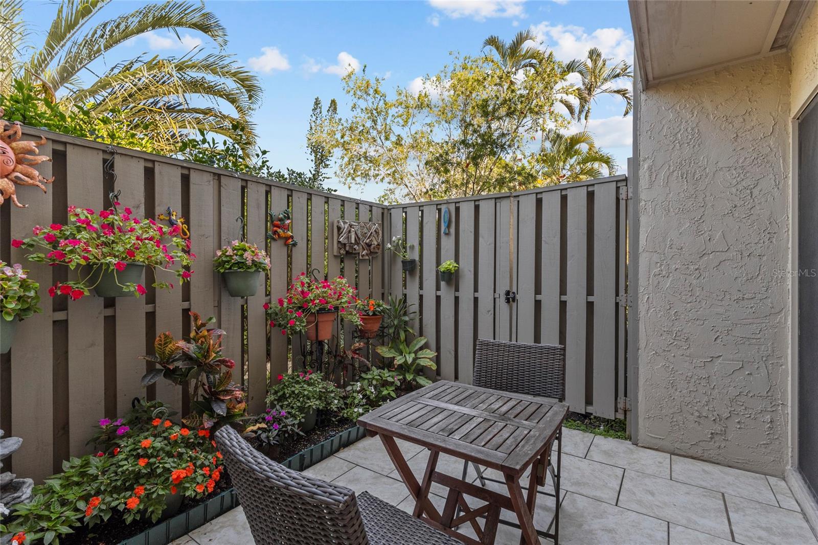 Image 14 of 30 For 1520 Pelican Point Drive 155