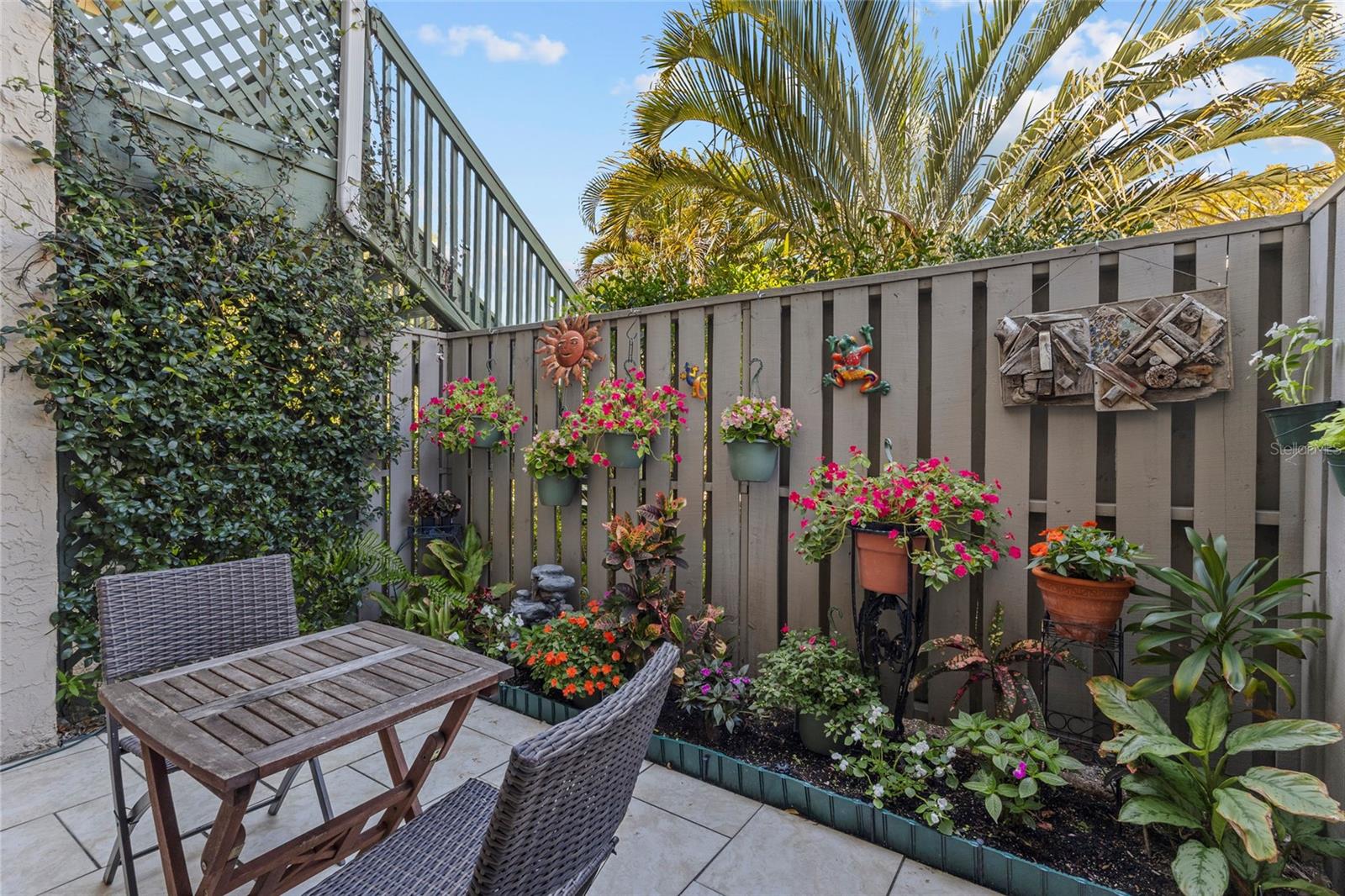 Image 15 of 30 For 1520 Pelican Point Drive 155