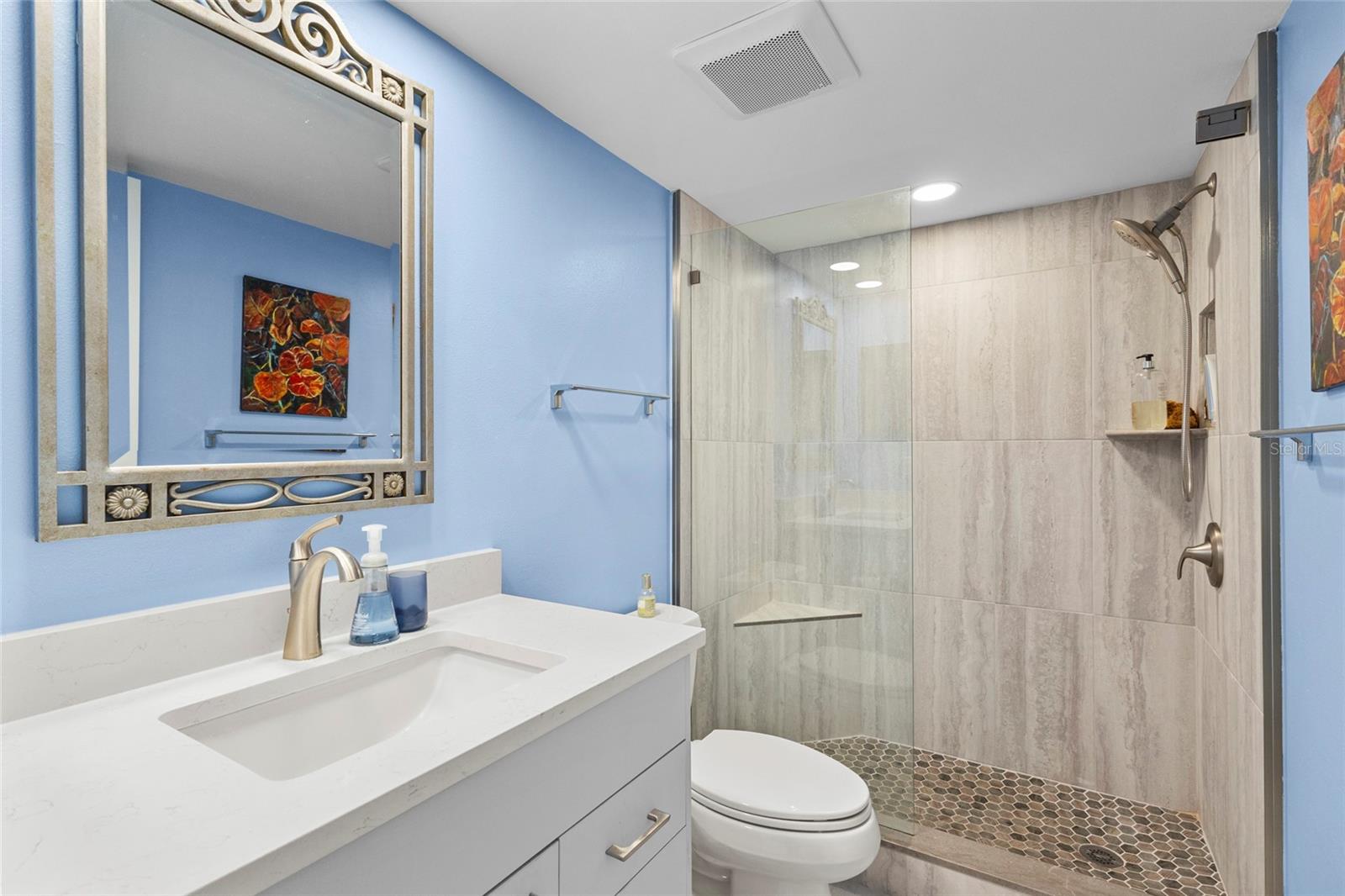 Image 16 of 30 For 1520 Pelican Point Drive 155