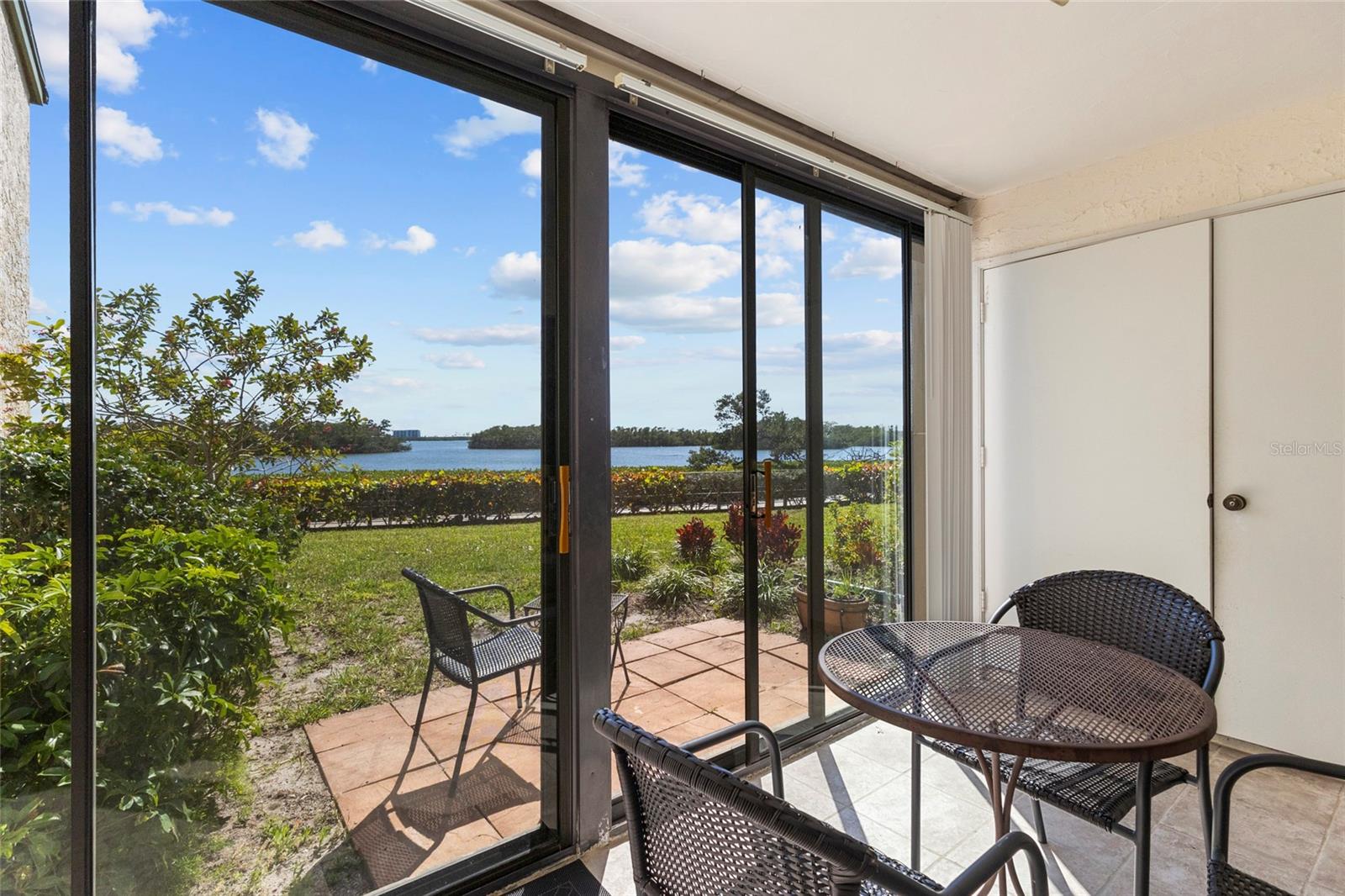 Image 18 of 30 For 1520 Pelican Point Drive 155