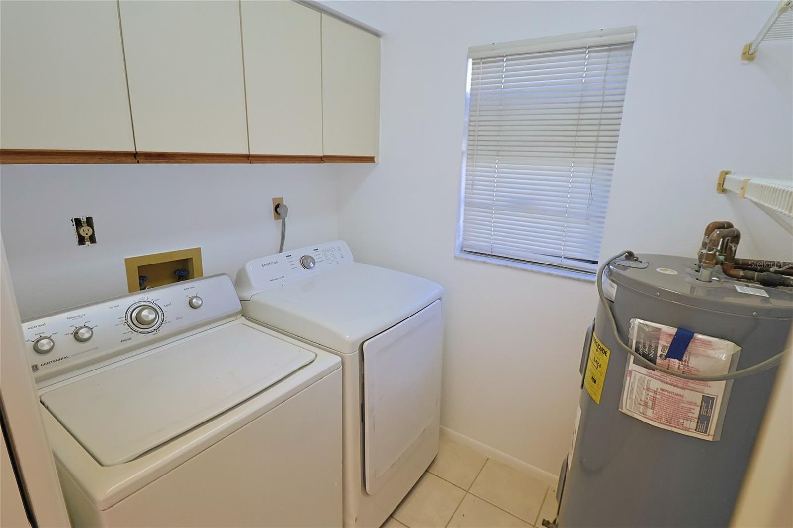 Image 10 of 18 For 2515 Bayshore Gardens Parkway 9