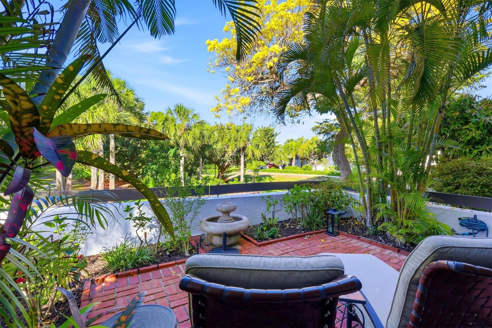 Image 10 of 54 For 842 Bayport Way 842