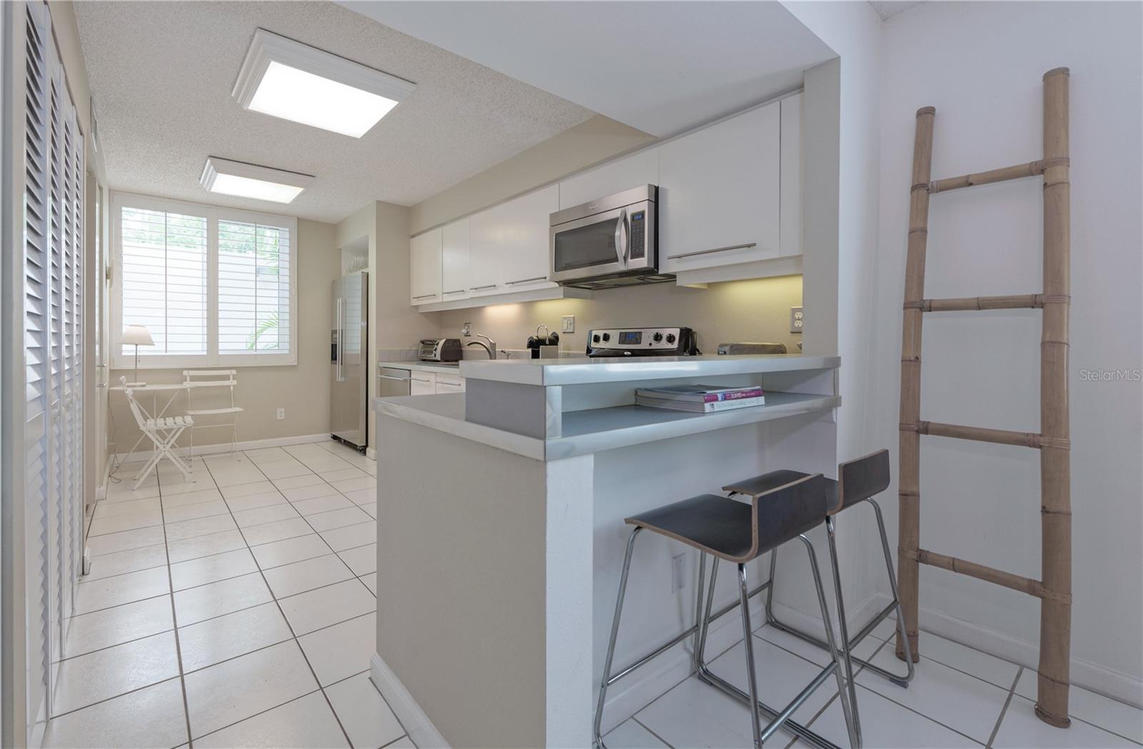 Image 12 of 54 For 842 Bayport Way 842