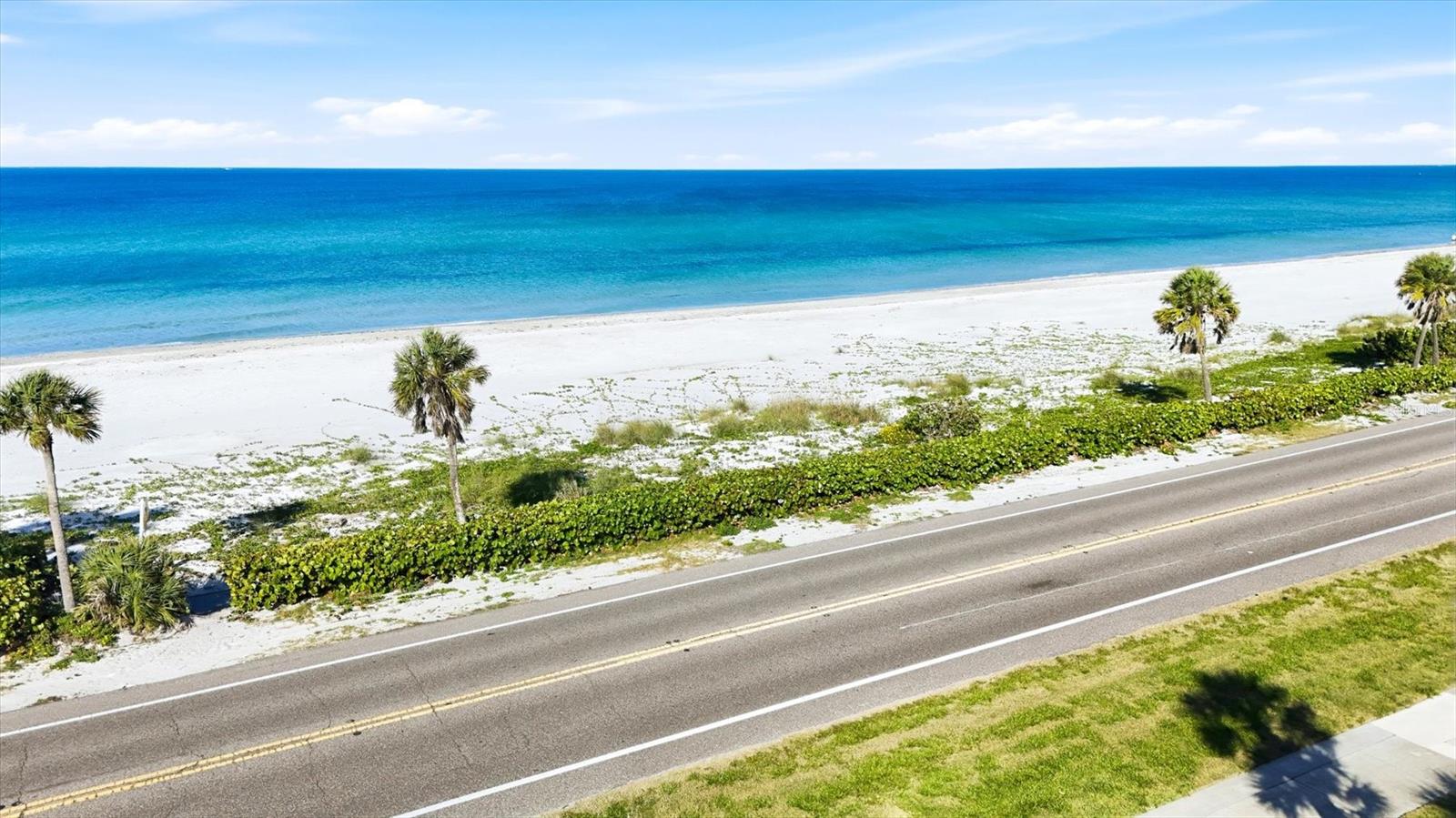 Image 50 of 54 For 842 Bayport Way 842