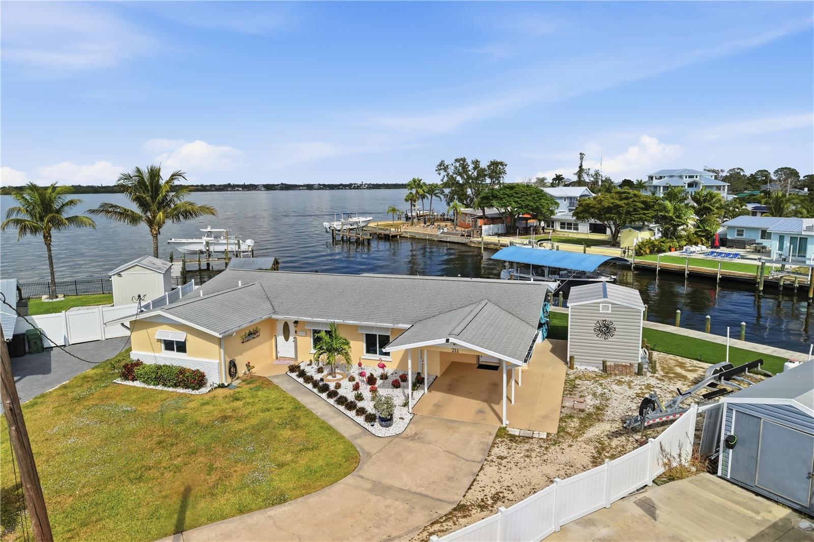 Details for 211 21st Street Ne, BRADENTON, FL 34208