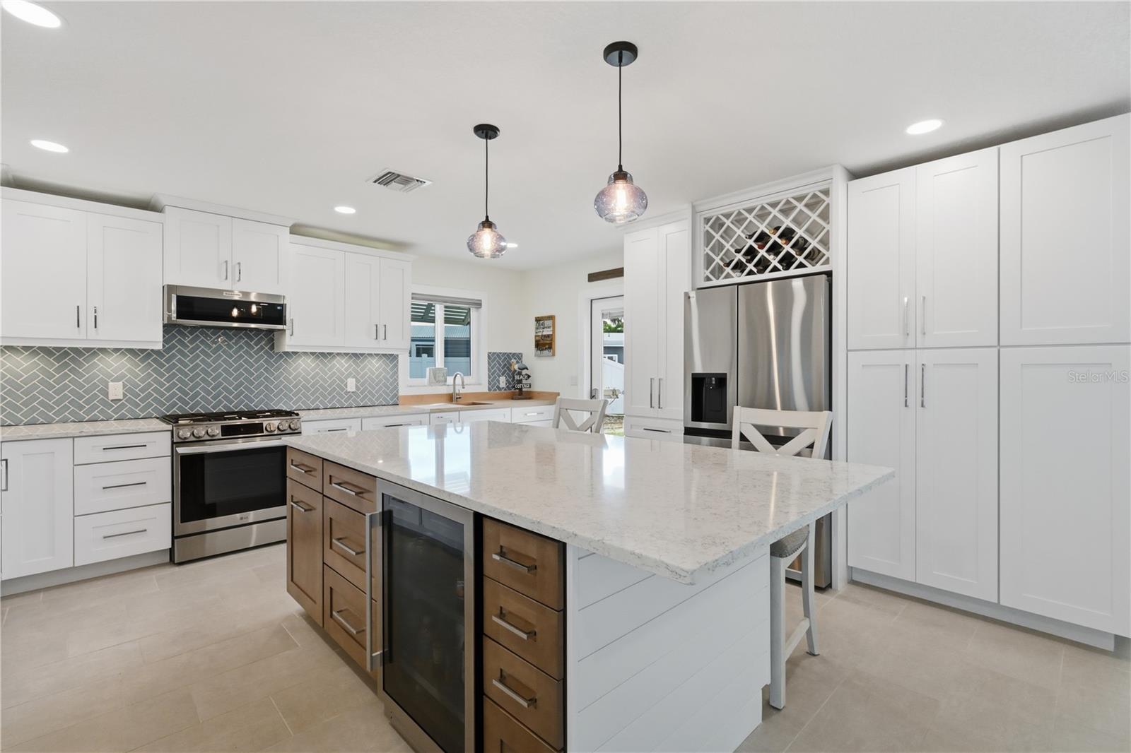 Image 10 of 62 For 211 21st Street Ne