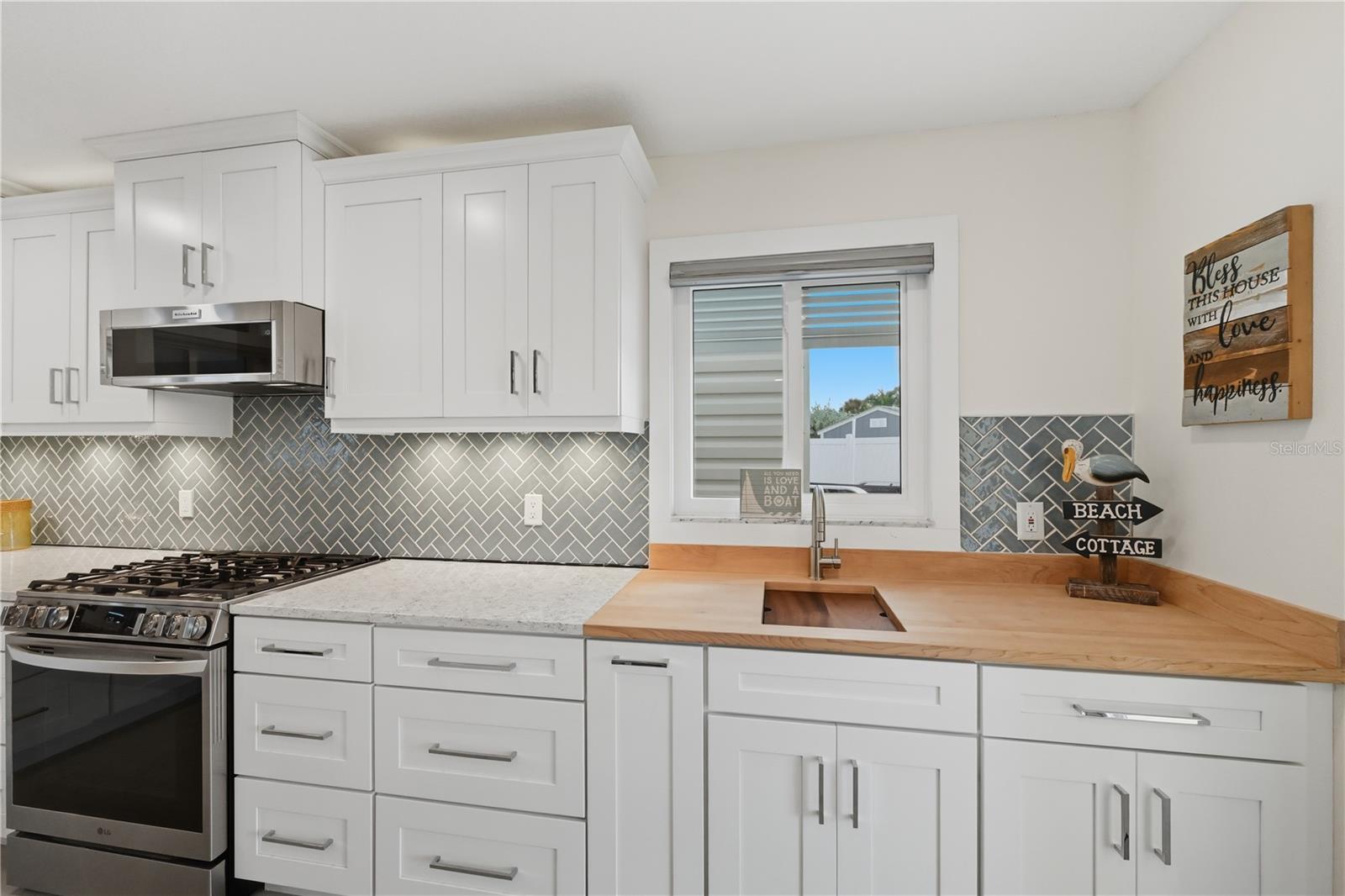 Image 13 of 62 For 211 21st Street Ne