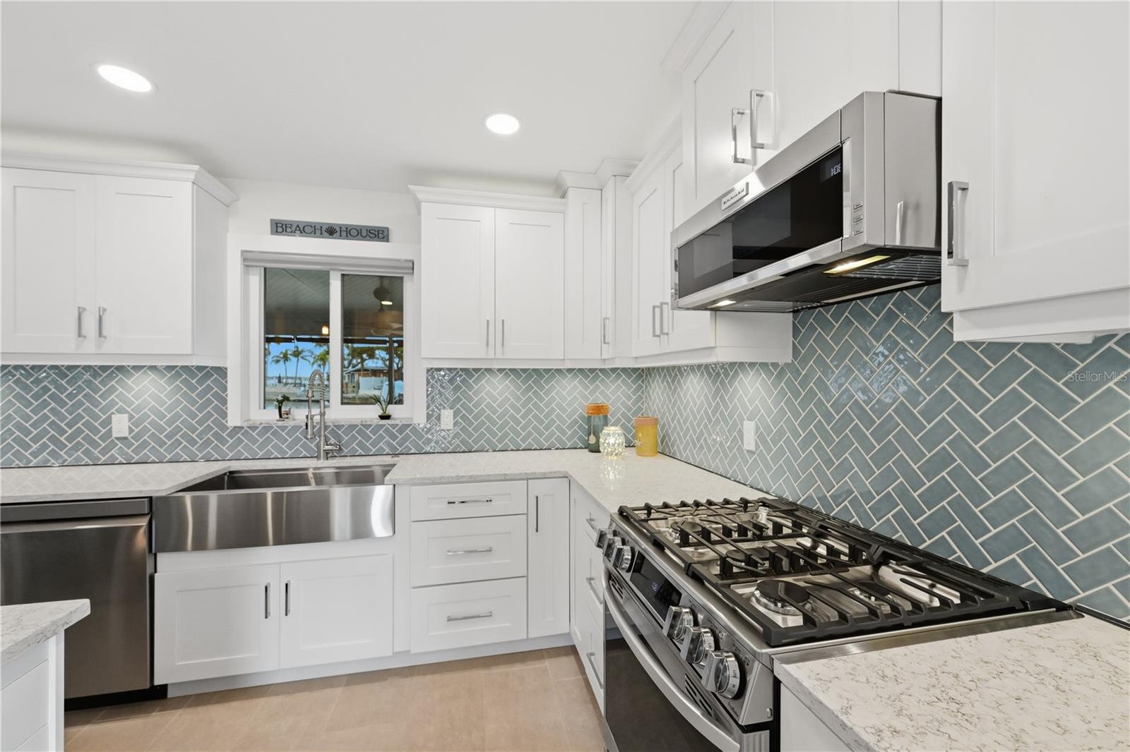 Image 14 of 62 For 211 21st Street Ne