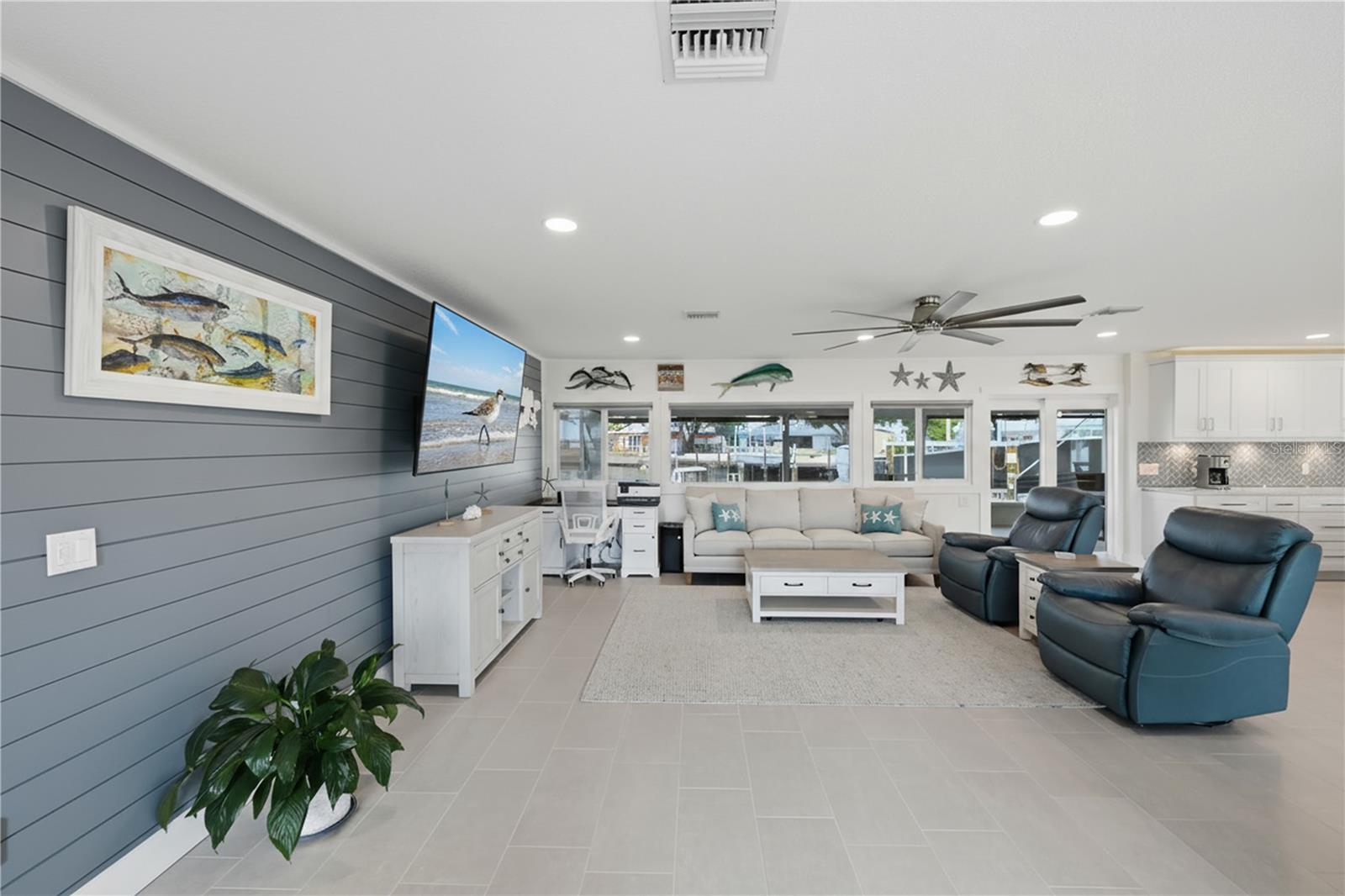 Image 22 of 62 For 211 21st Street Ne