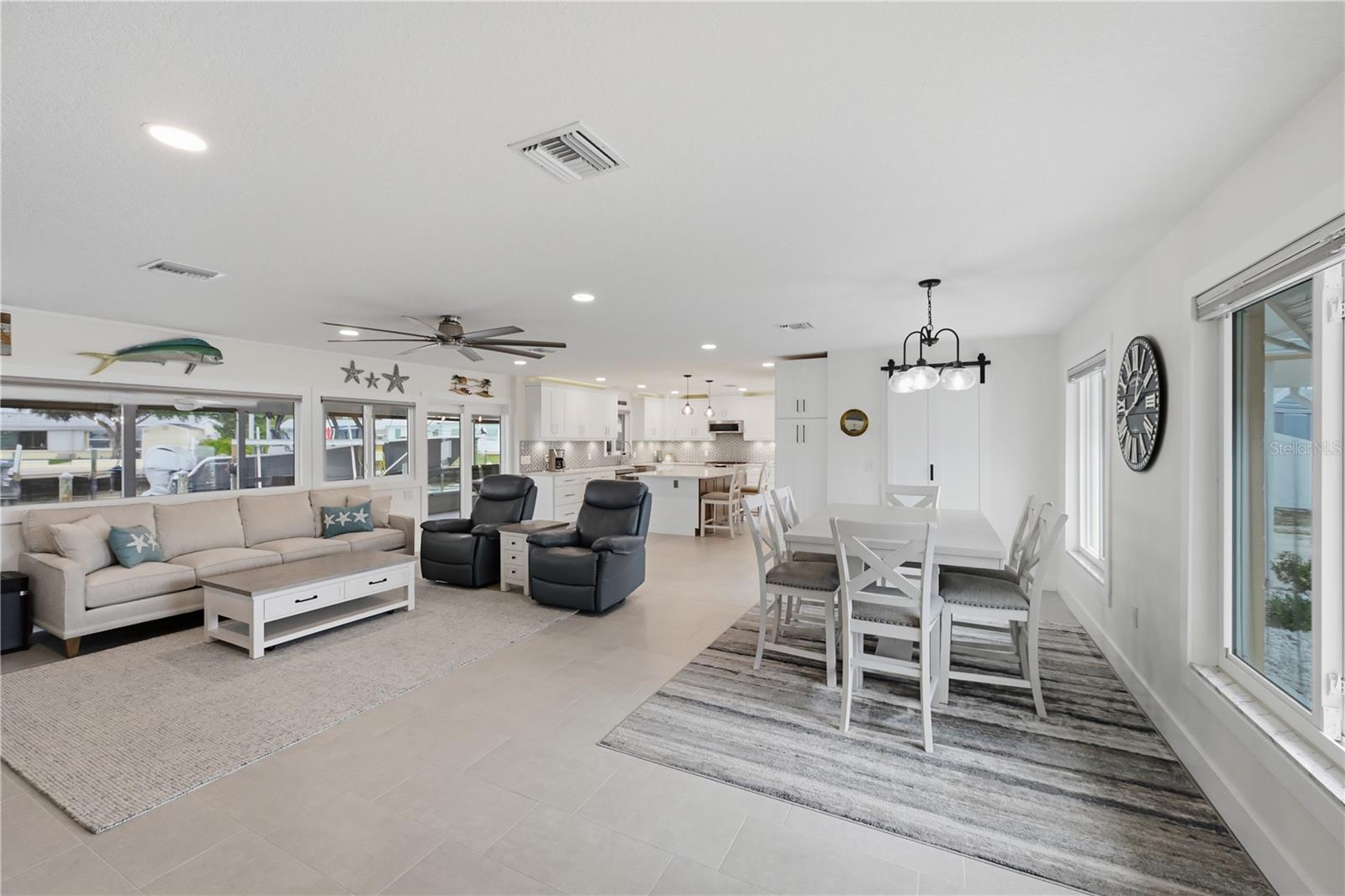 Image 23 of 62 For 211 21st Street Ne