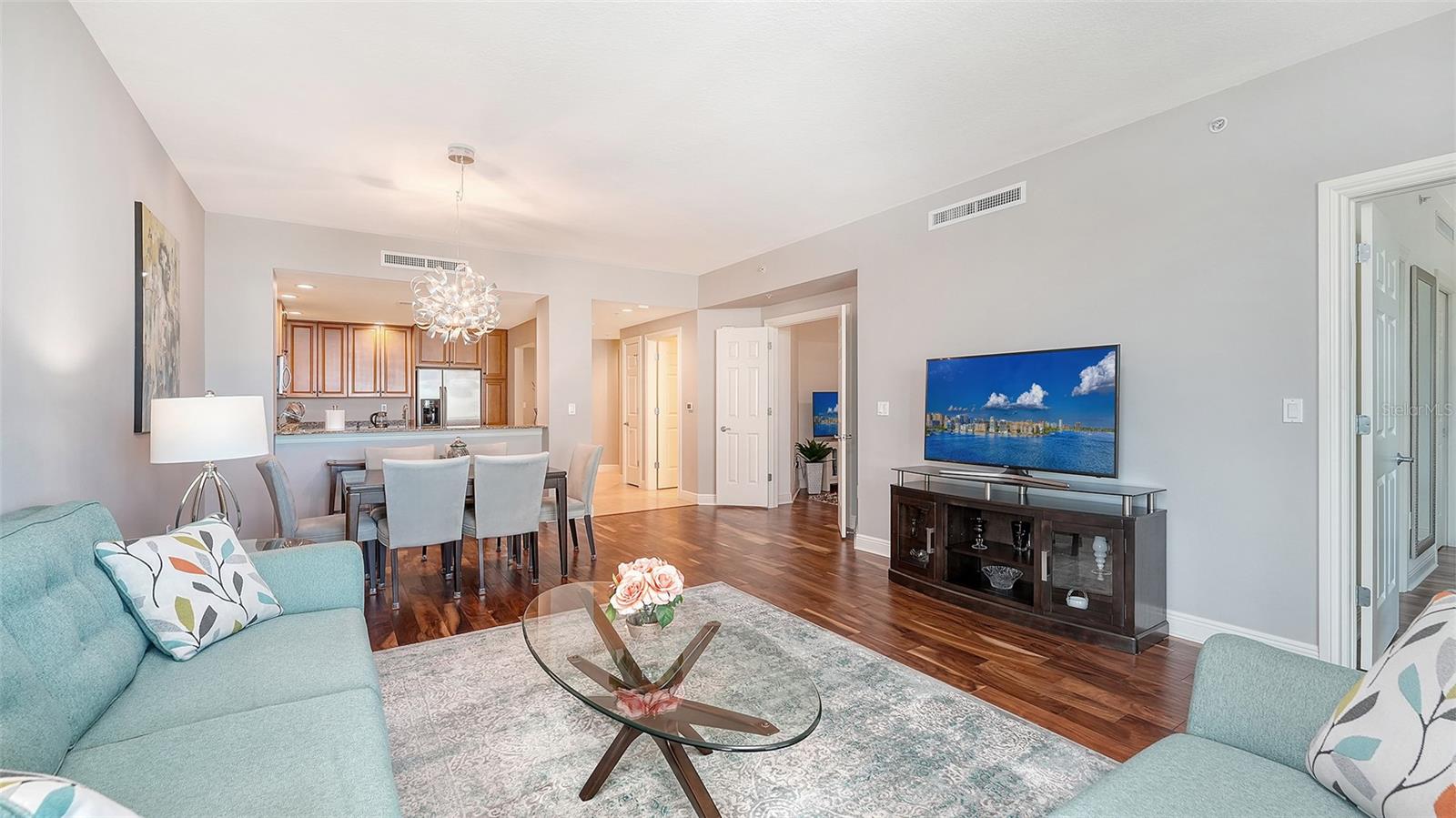 Image 17 of 52 For 1771 Ringling Boulevard 603