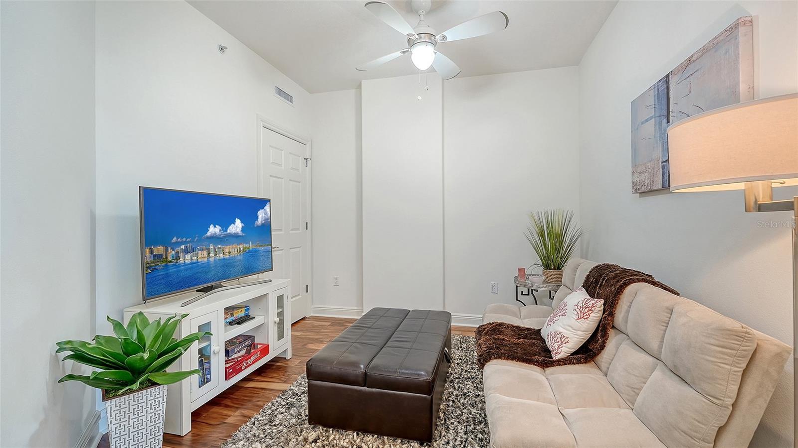 Image 26 of 52 For 1771 Ringling Boulevard 603