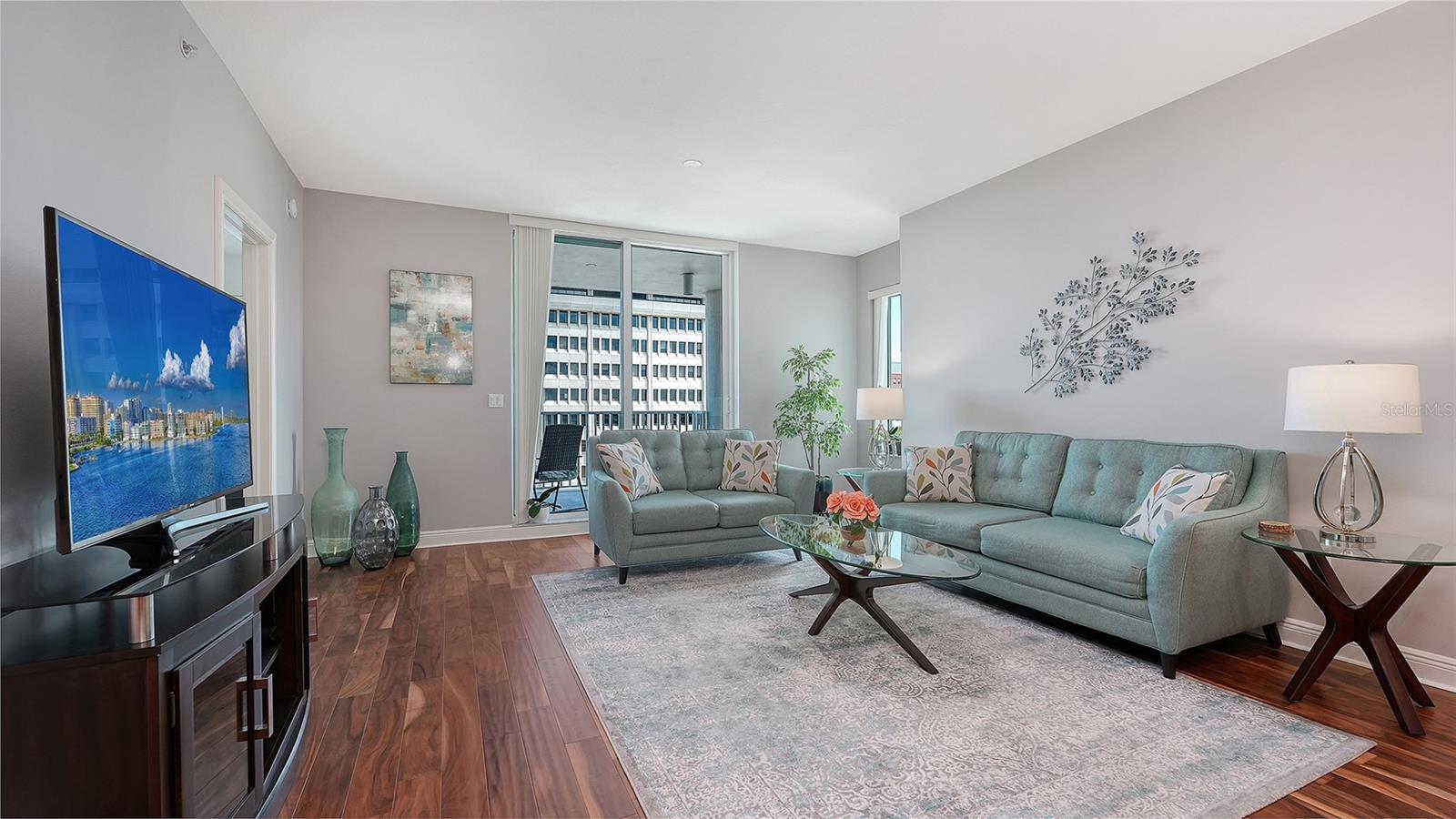 Image 9 of 52 For 1771 Ringling Boulevard 603