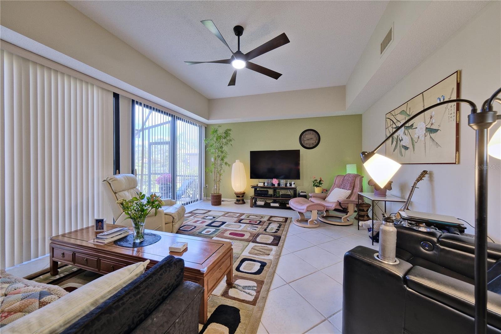 Image 10 of 45 For 5257 Myrtle Way 29