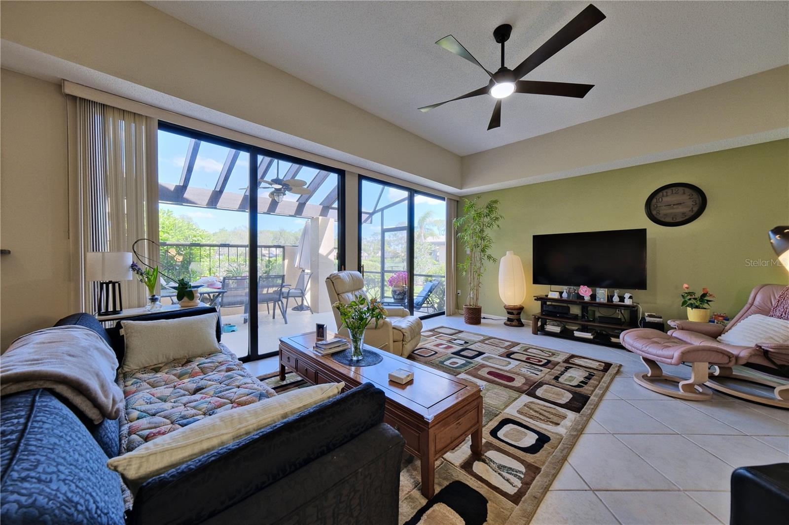 Image 11 of 45 For 5257 Myrtle Way 29