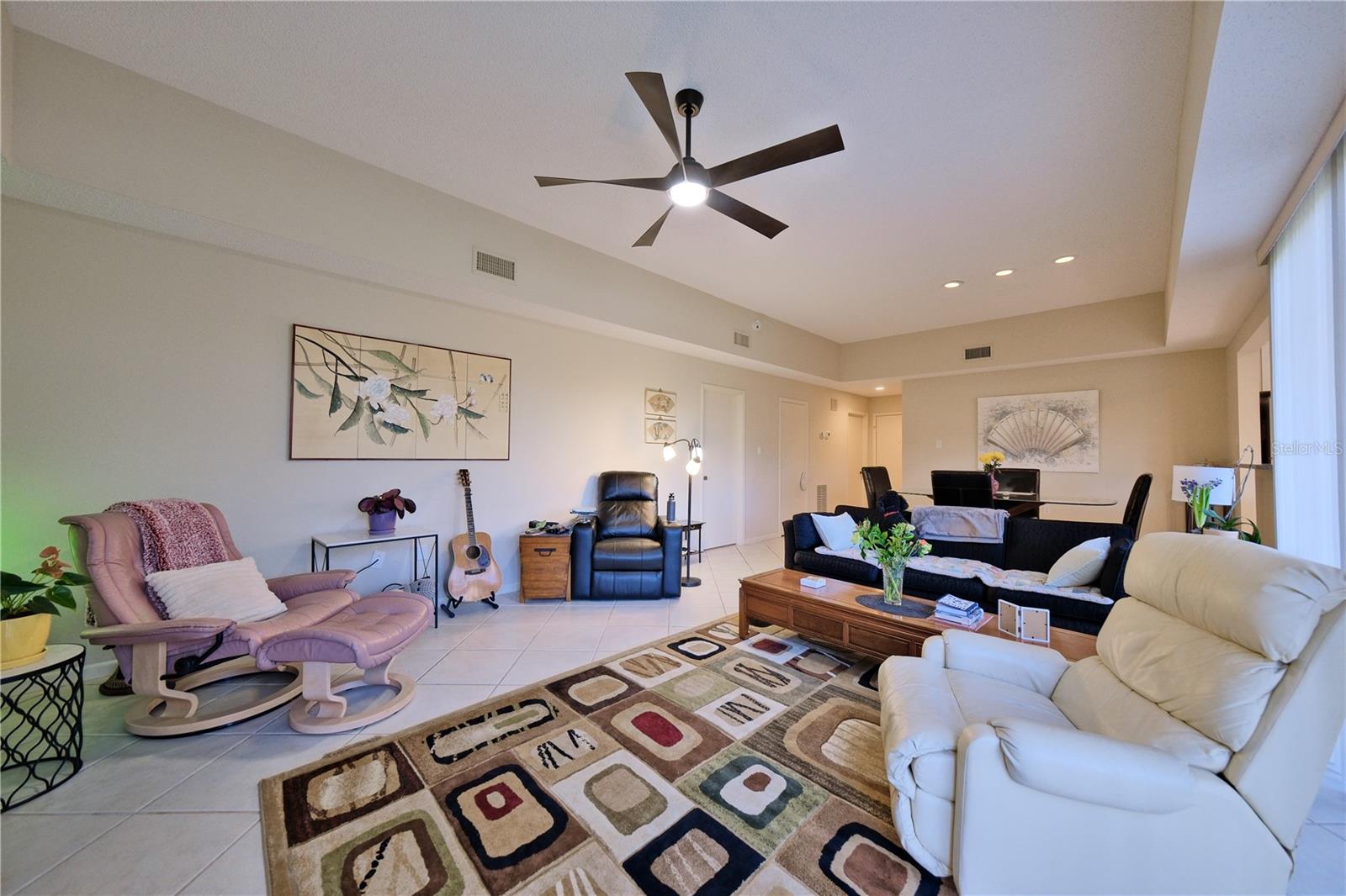 Image 13 of 45 For 5257 Myrtle Way 29