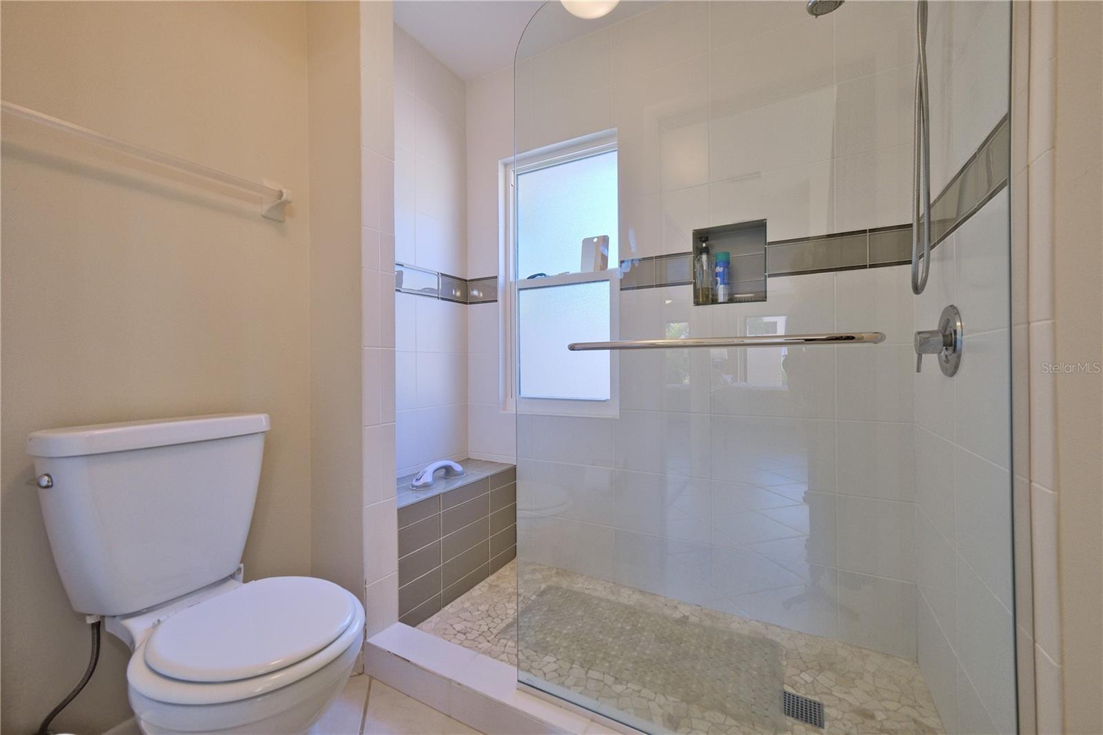 Image 21 of 45 For 5257 Myrtle Way 29