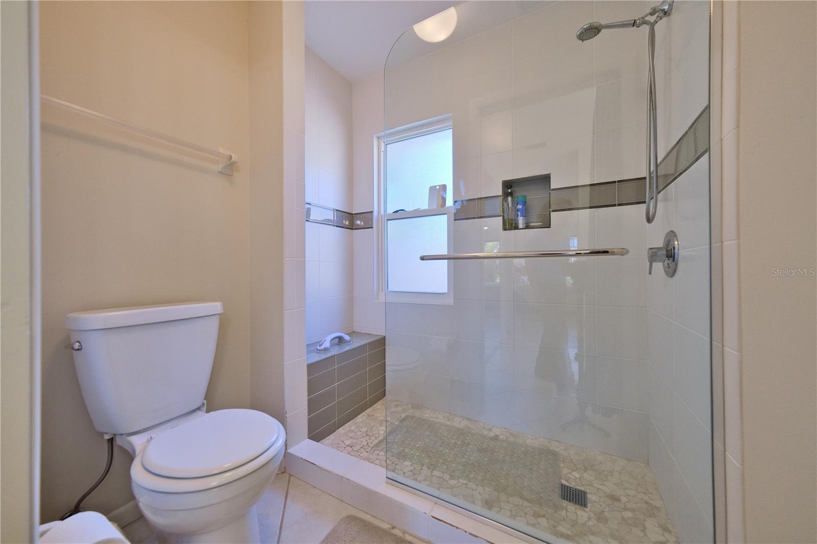 Image 22 of 45 For 5257 Myrtle Way 29