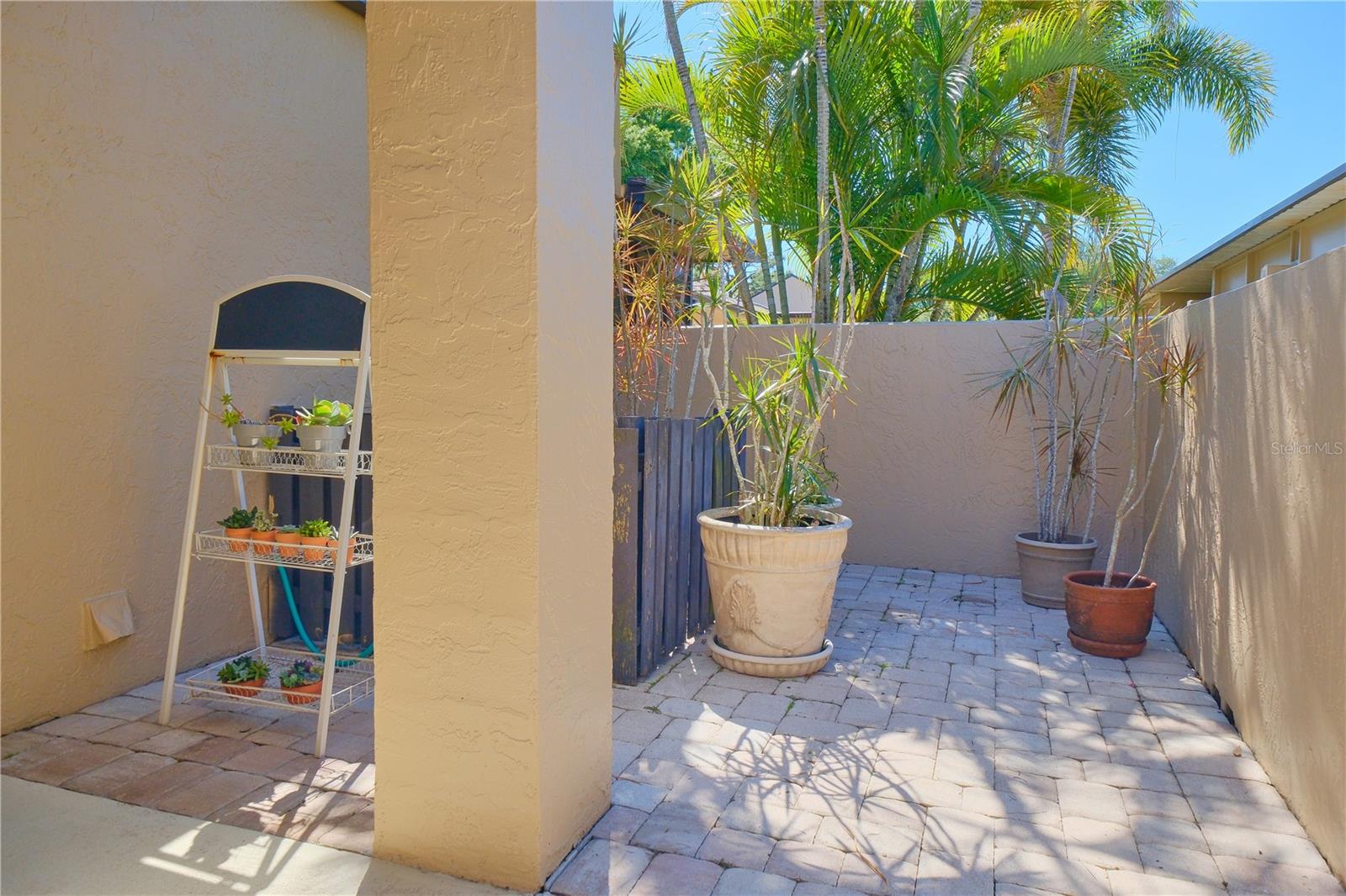 Image 4 of 45 For 5257 Myrtle Way 29