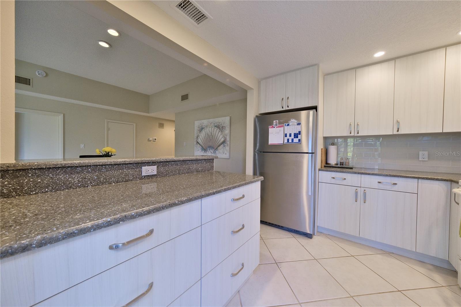 Image 7 of 45 For 5257 Myrtle Way 29