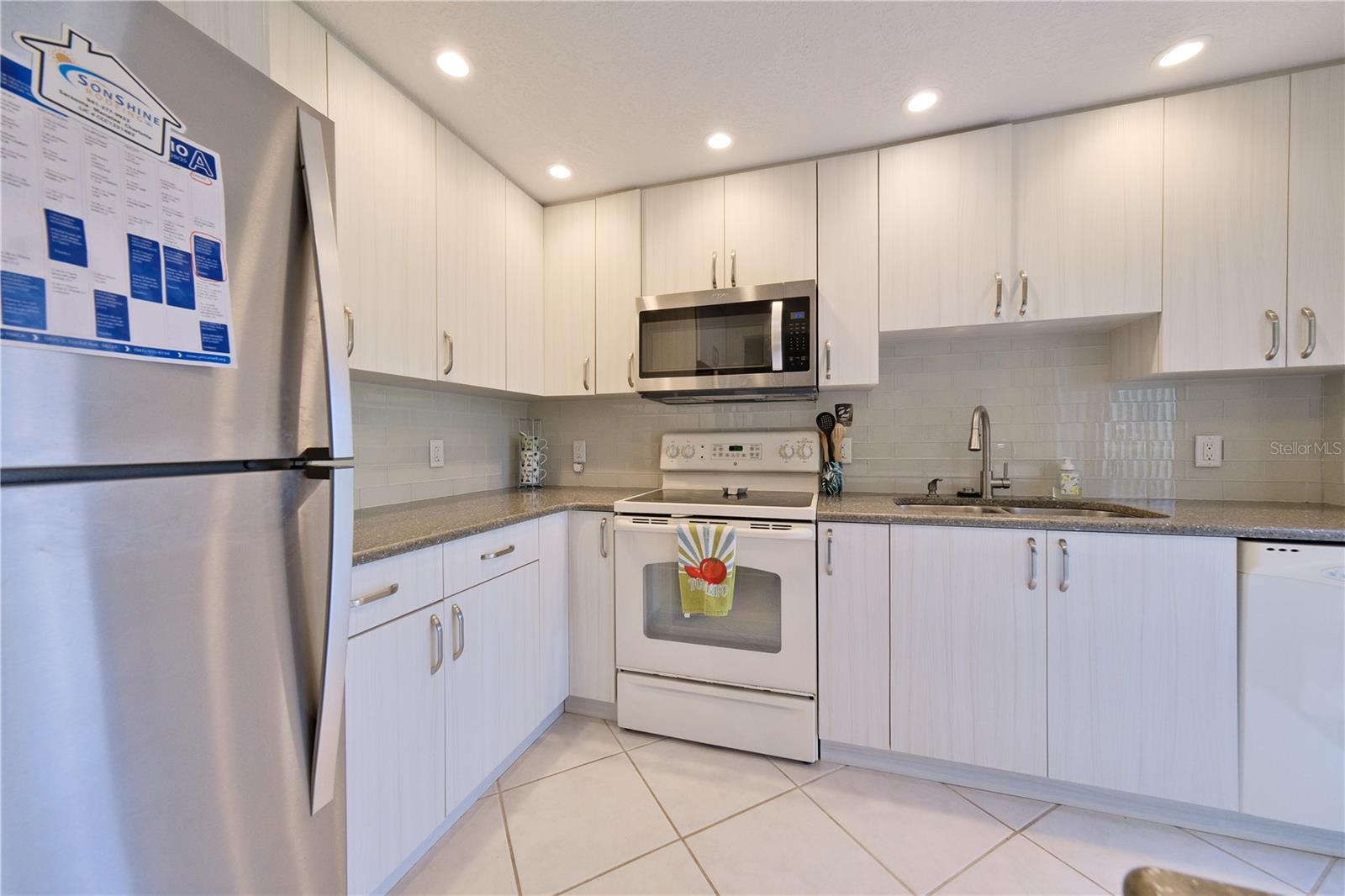 Image 9 of 45 For 5257 Myrtle Way 29