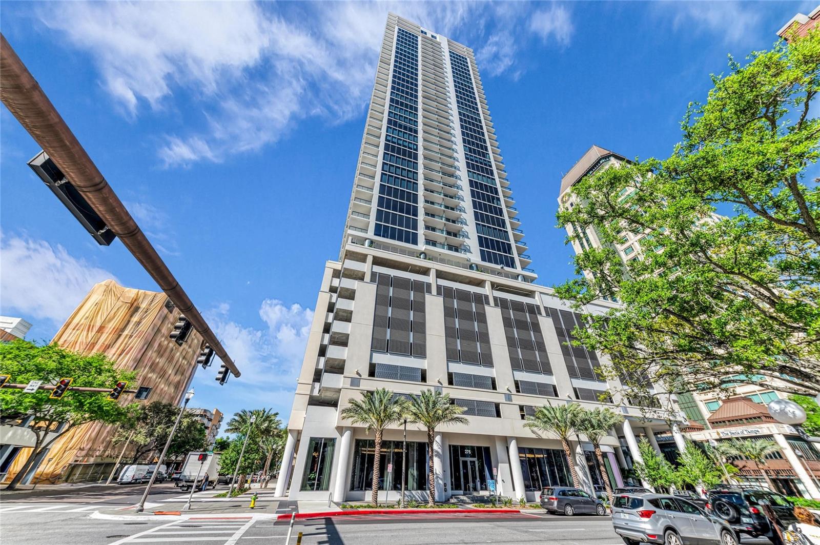 Image 2 of 58 For 275 1st Avenue S 2204