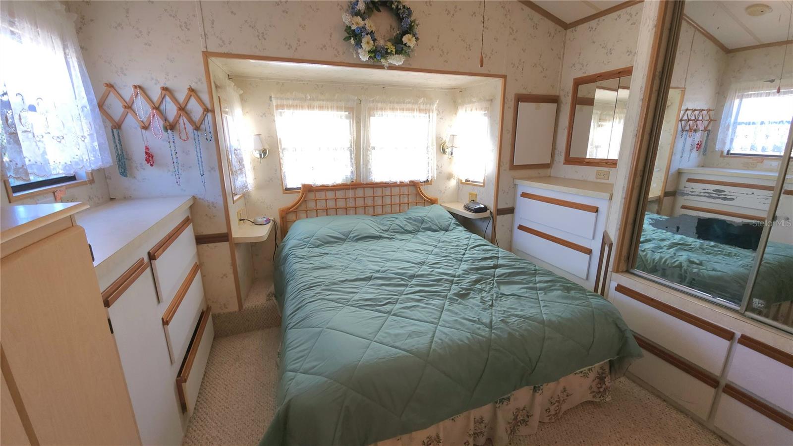 Image 14 of 48 For 3333 26th Avenue E 1292