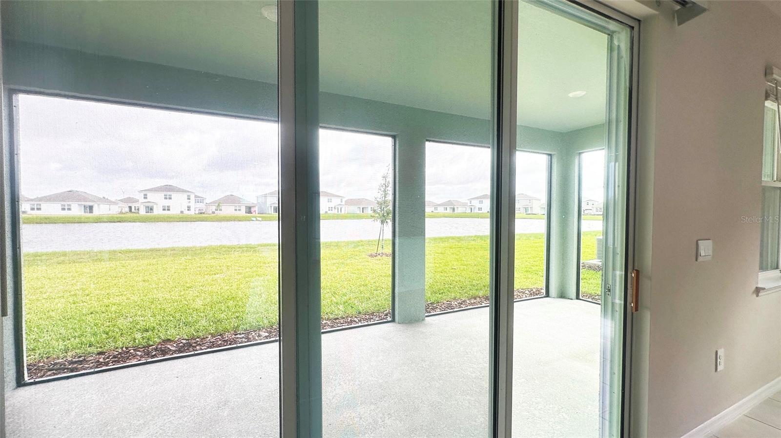 Image 18 of 49 For 17915 Cantarina Cove