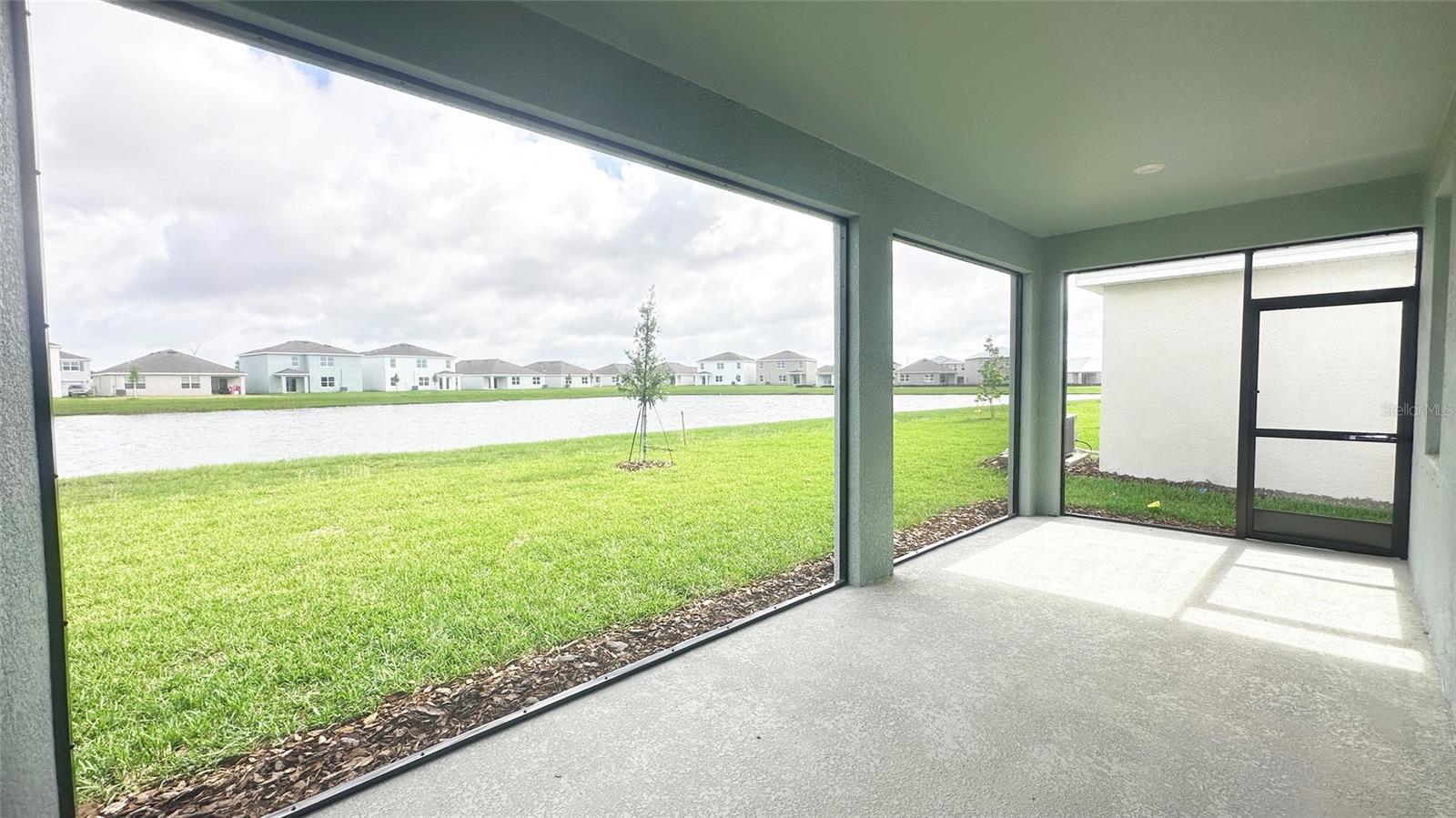 Image 20 of 49 For 17915 Cantarina Cove