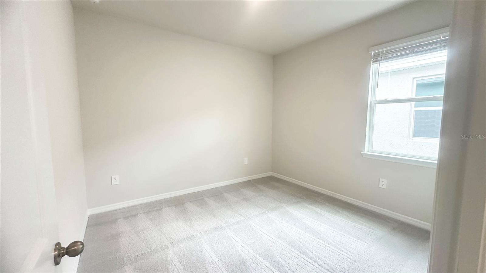 Image 31 of 49 For 17915 Cantarina Cove