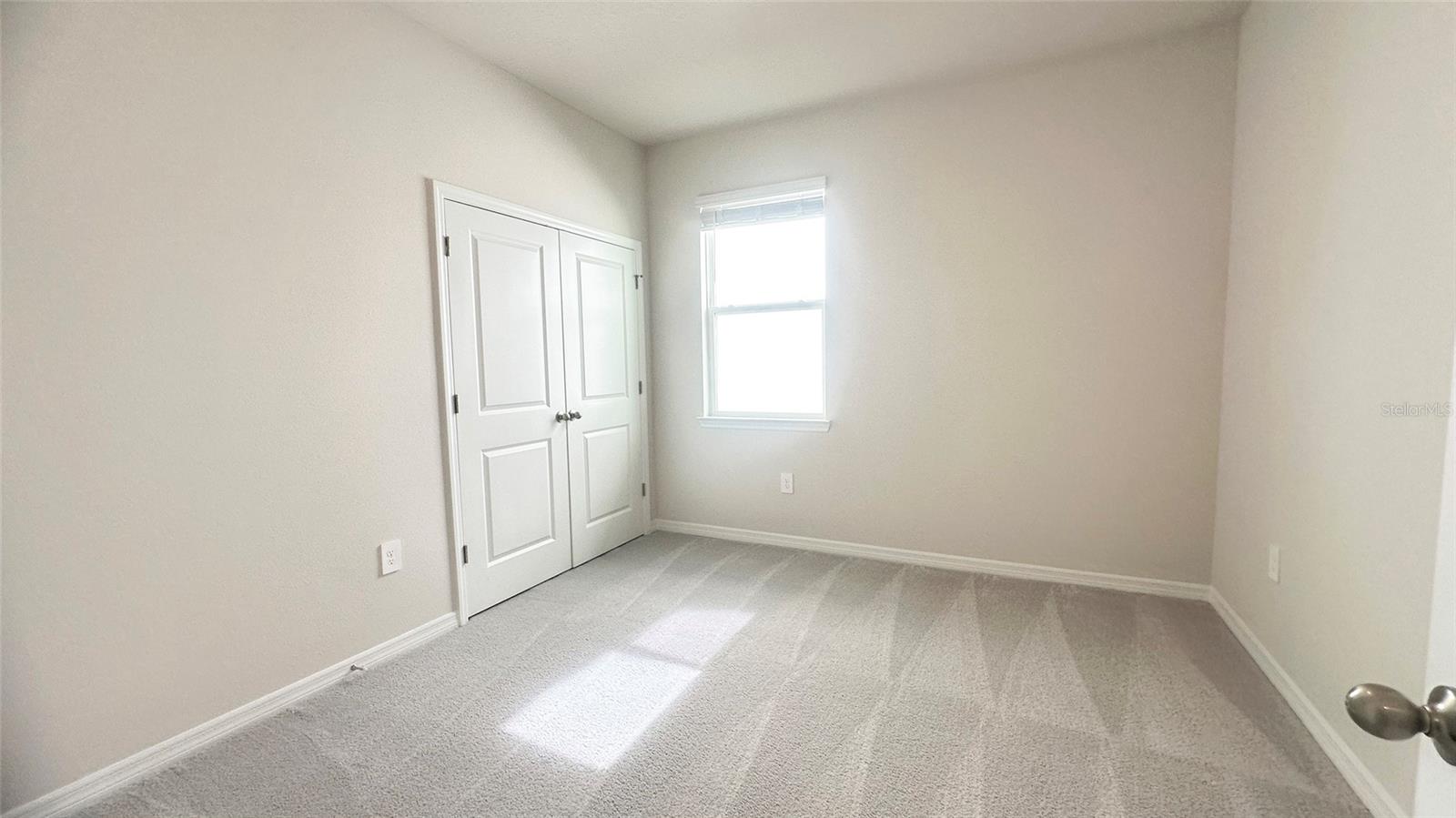 Image 34 of 49 For 17915 Cantarina Cove