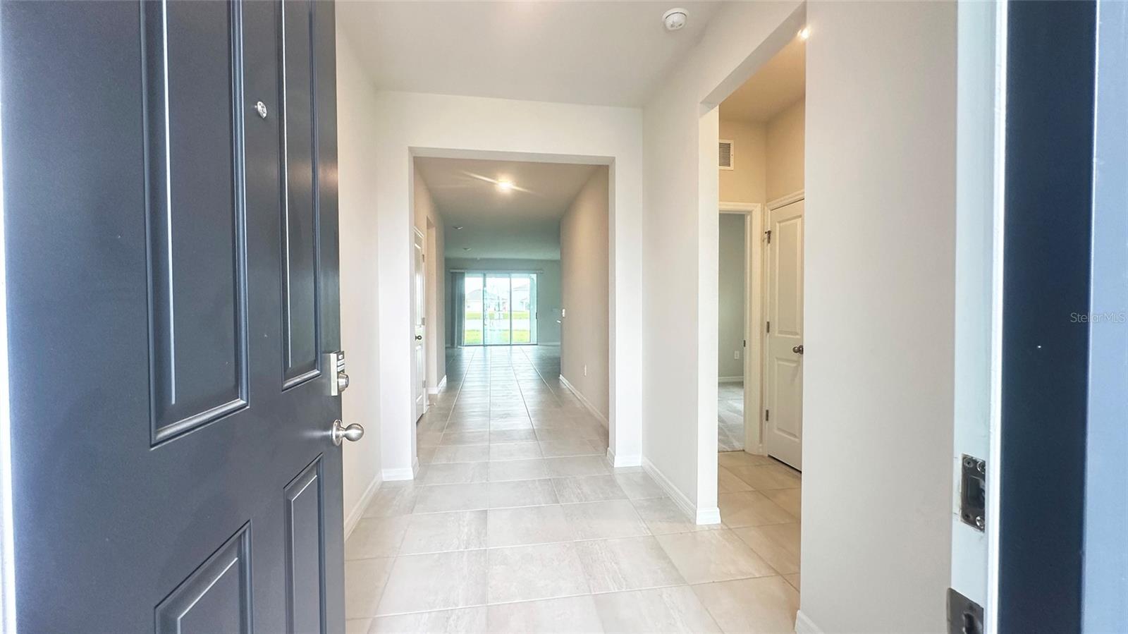 Image 4 of 49 For 17915 Cantarina Cove