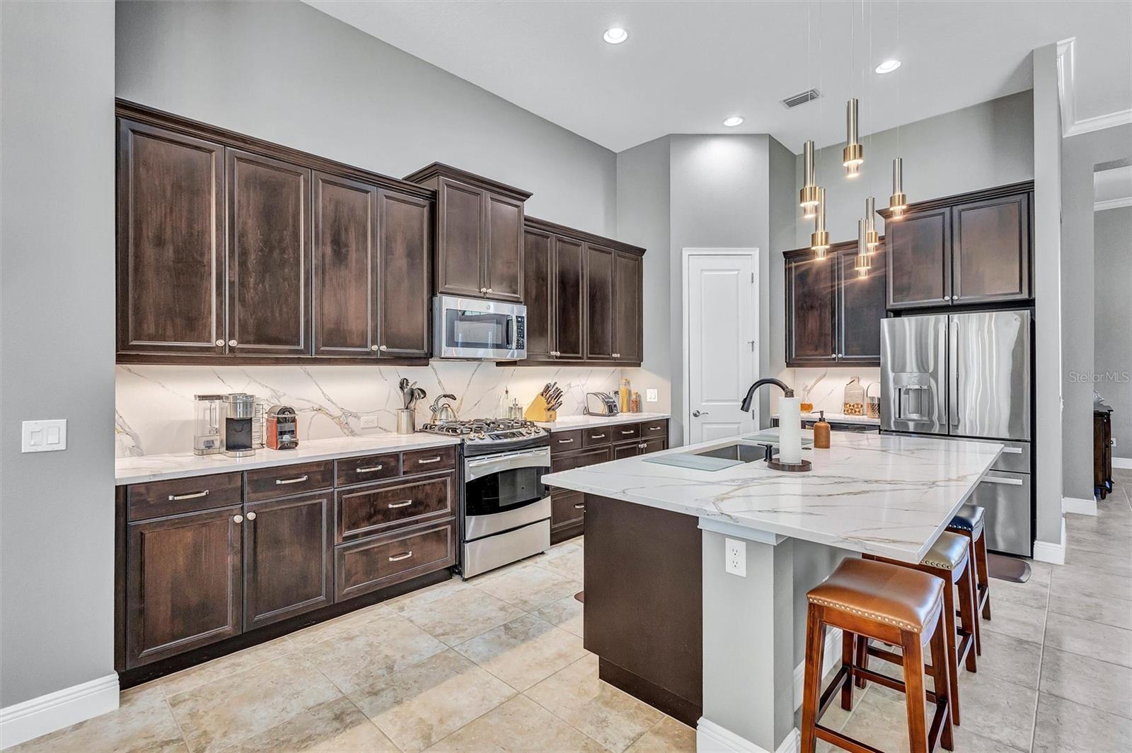 Image 16 of 59 For 14652 Newtonmore Lane