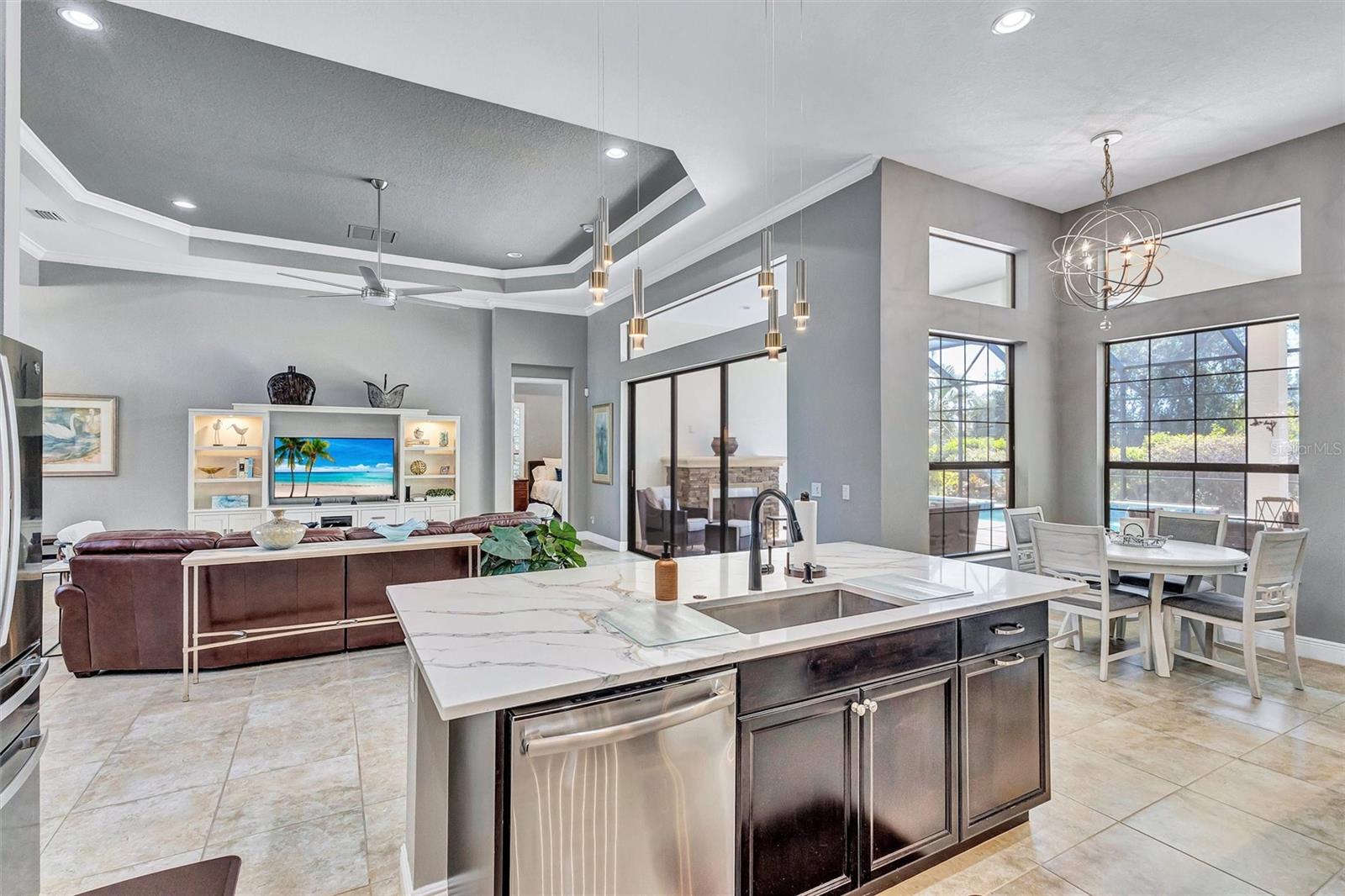 Image 18 of 59 For 14652 Newtonmore Lane