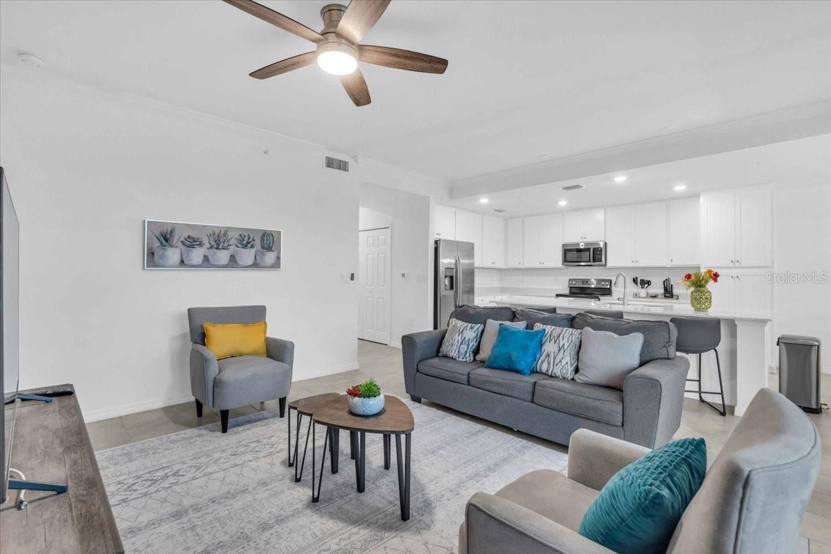 Image 16 of 47 For 18028 Gawthrop Drive 107