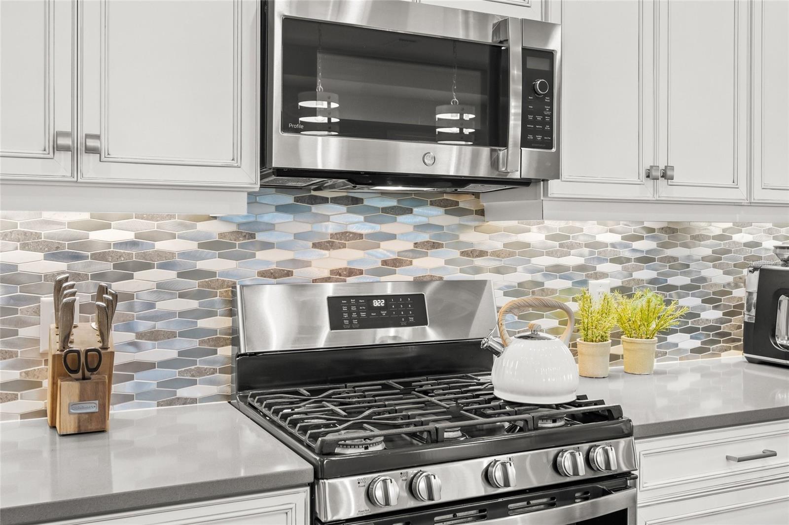 Image 19 of 66 For 997 Crosswind Avenue