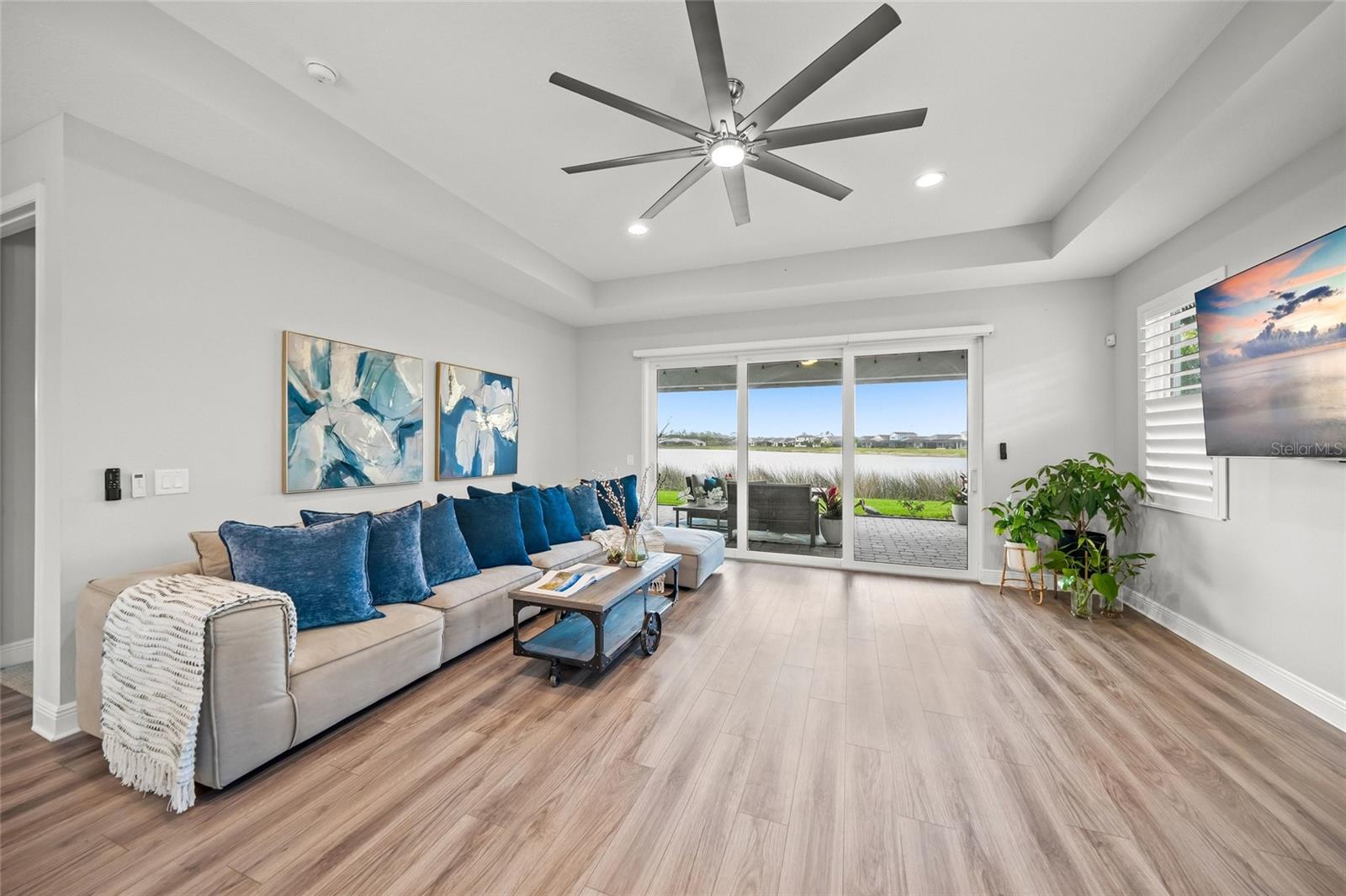 Image 24 of 66 For 997 Crosswind Avenue