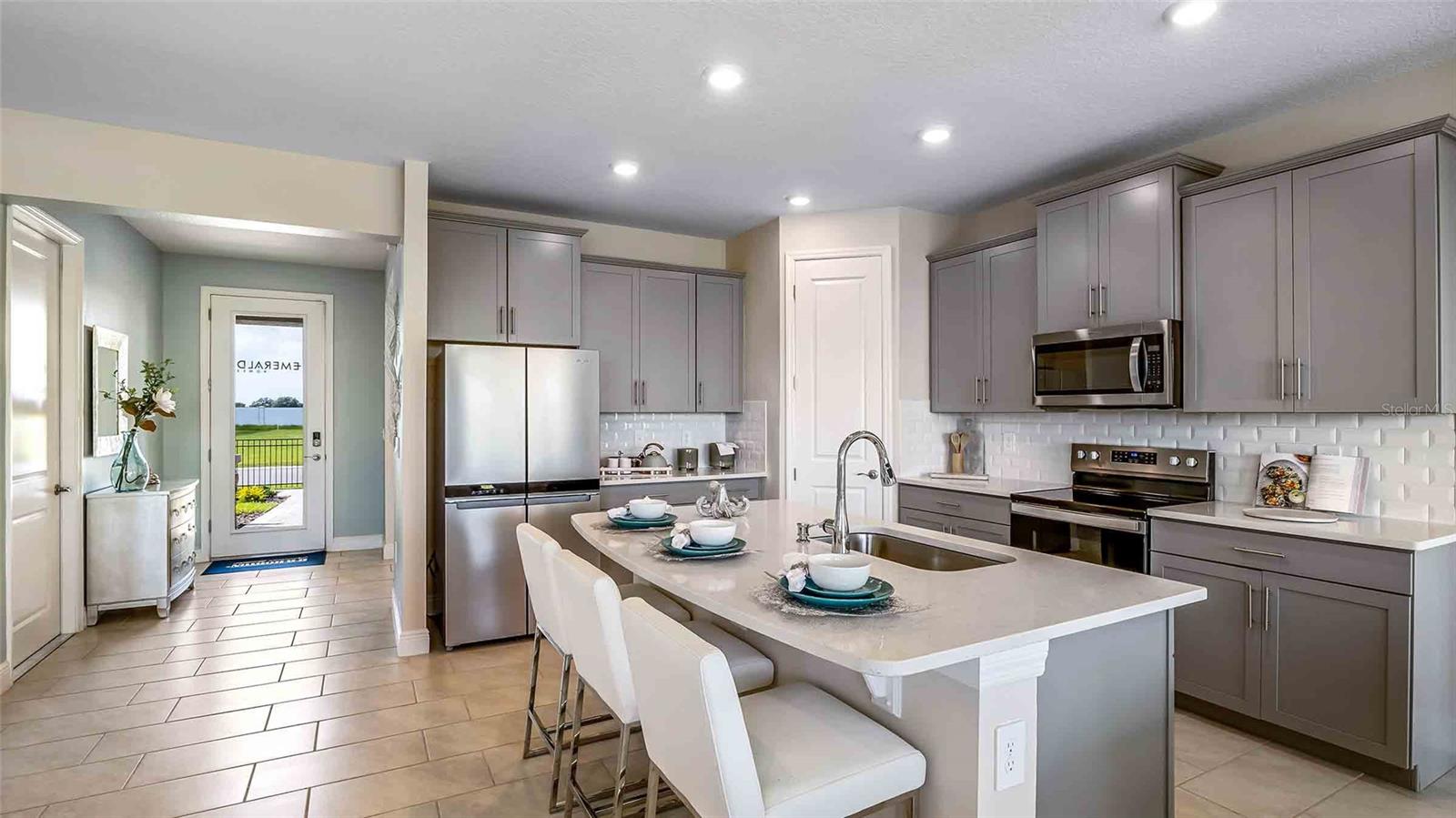 Image 3 of 35 For 4407 Silver Birch Court Court