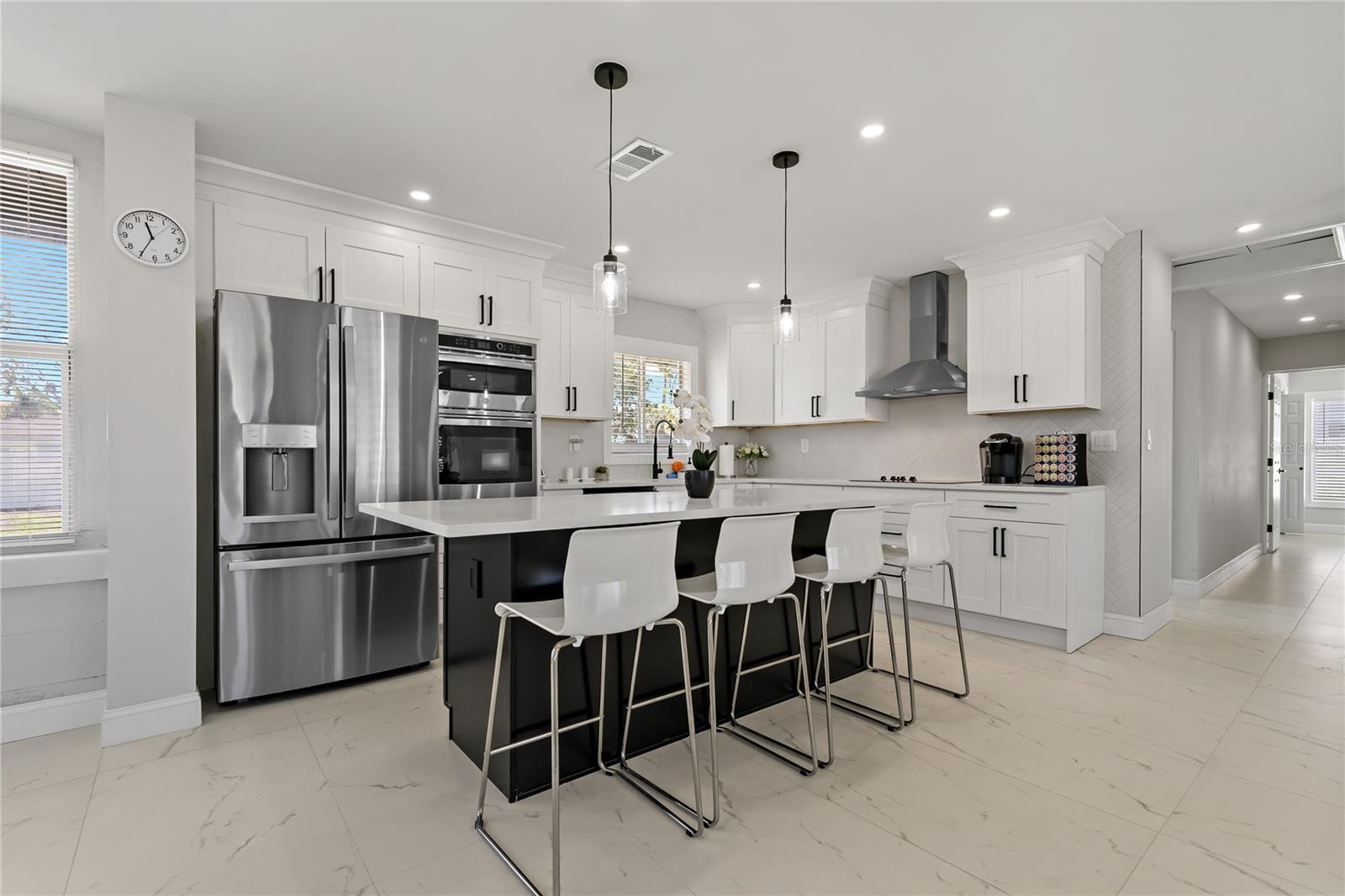 Image 2 of 52 For 1838 1st Avenue E