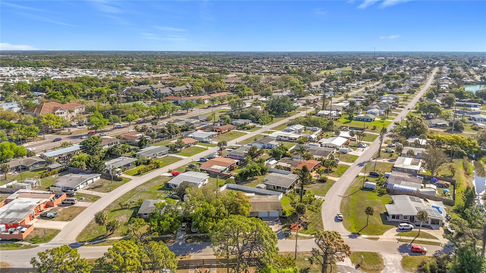 Image 54 of 56 For 1521 Banyan Dr.