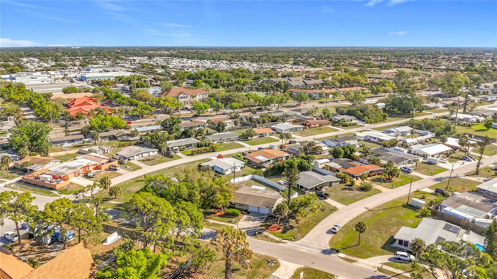 Image 55 of 56 For 1521 Banyan Dr.