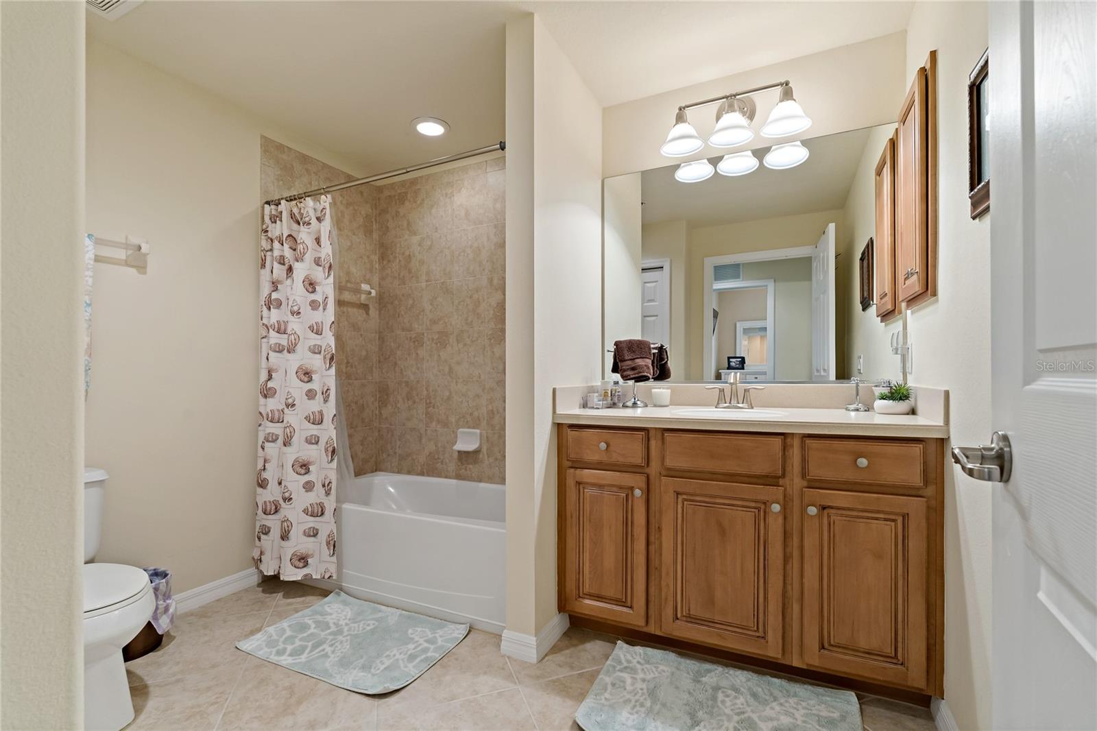 Image 25 of 68 For 8312 Grand Estuary Trail 104