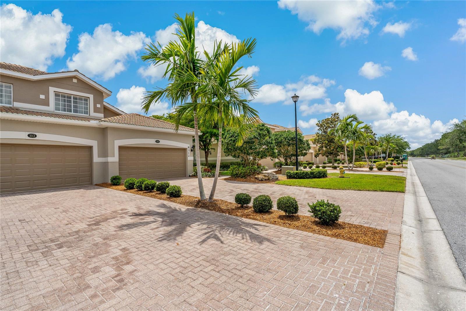 Image 37 of 68 For 8312 Grand Estuary Trail 104