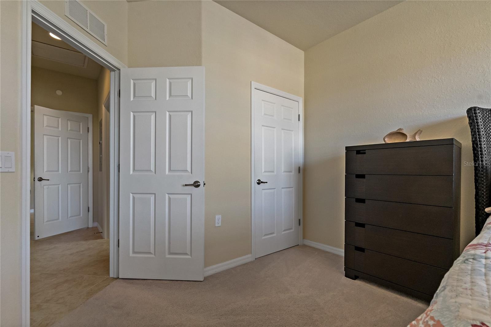 Image 19 of 76 For 7015 Grand Estuary Trail 103