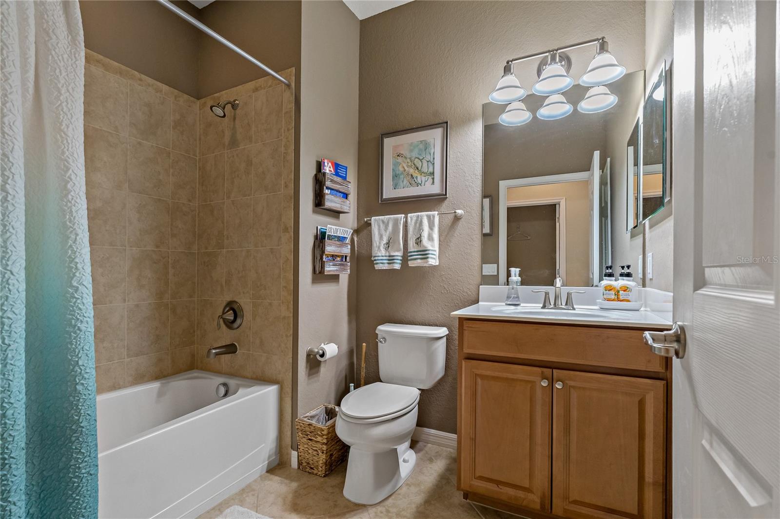 Image 21 of 76 For 7015 Grand Estuary Trail 103