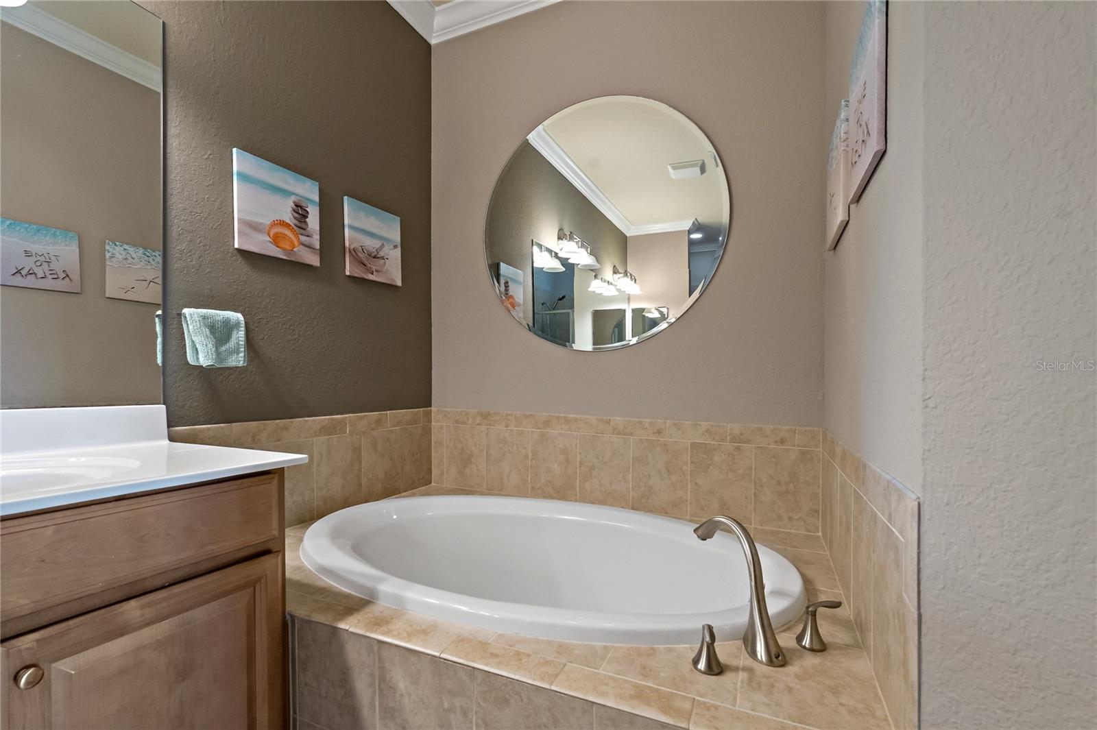 Image 27 of 76 For 7015 Grand Estuary Trail 103