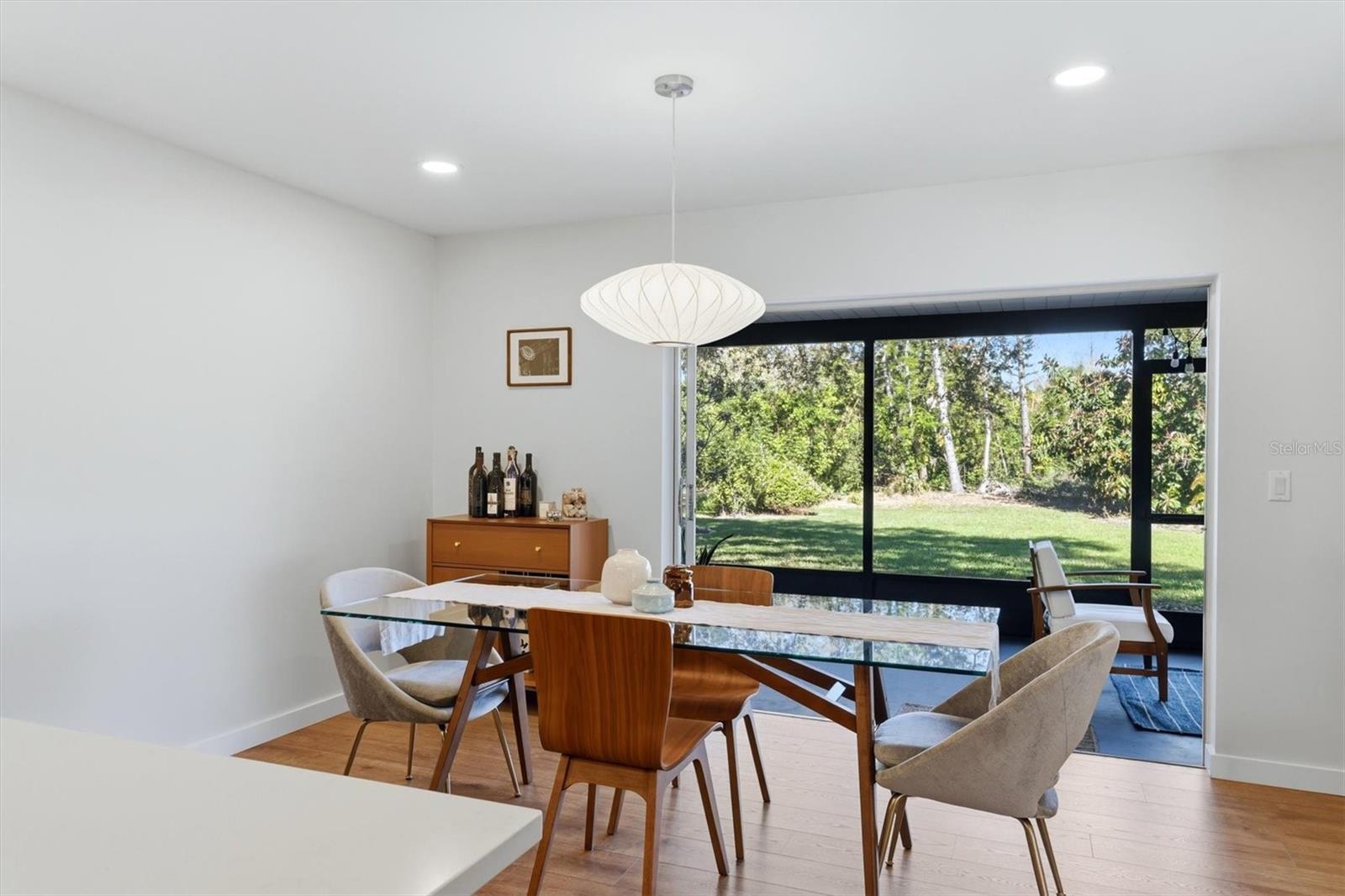 Image 17 of 48 For 6519 Waterford Circle